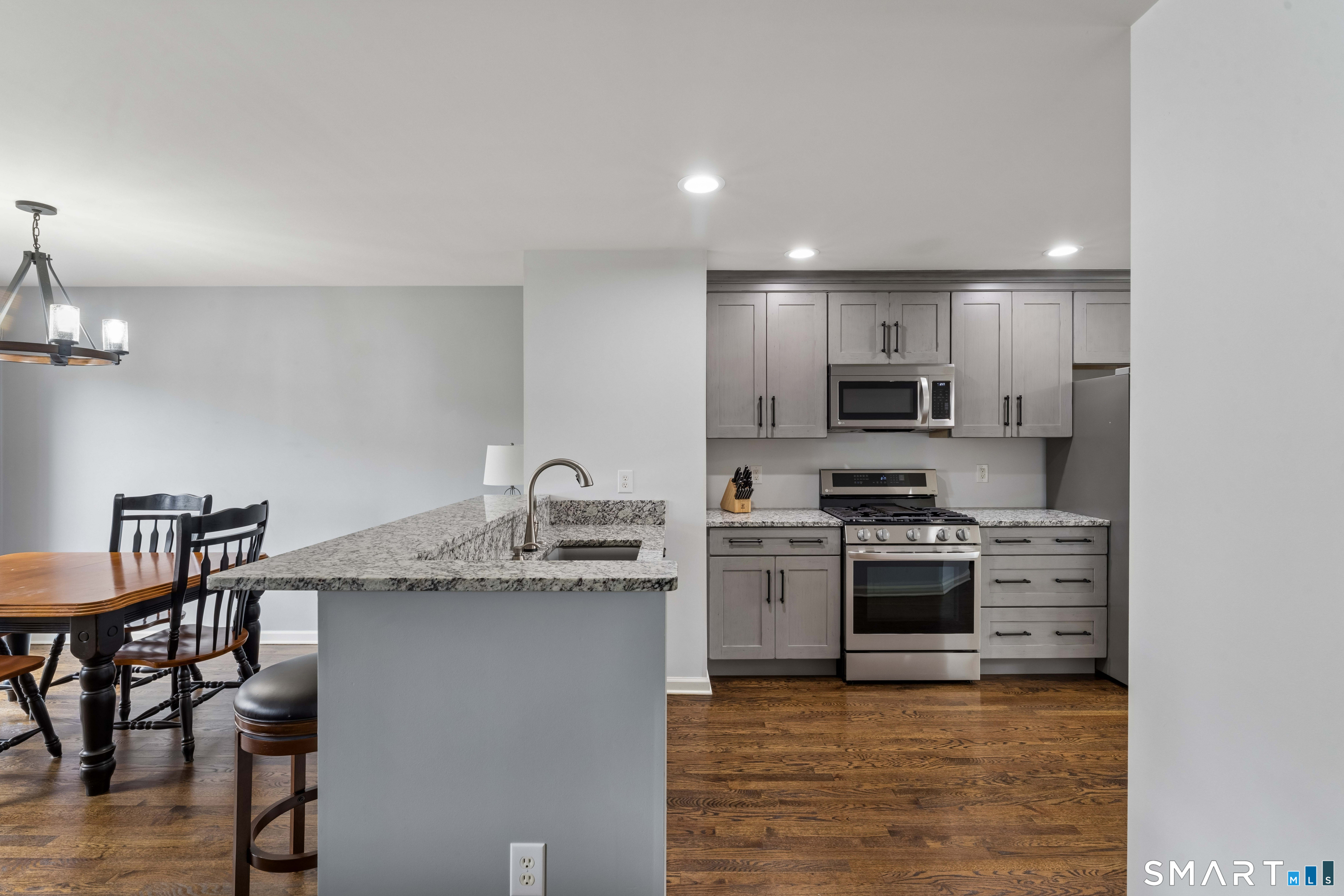 404 Sienna Drive Unit: 404