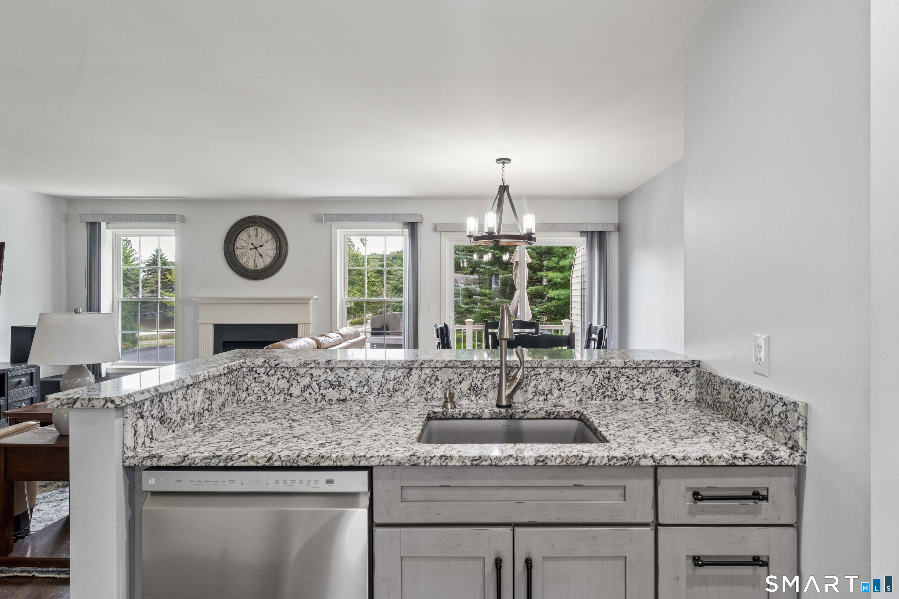 404 Sienna Drive Unit: 404