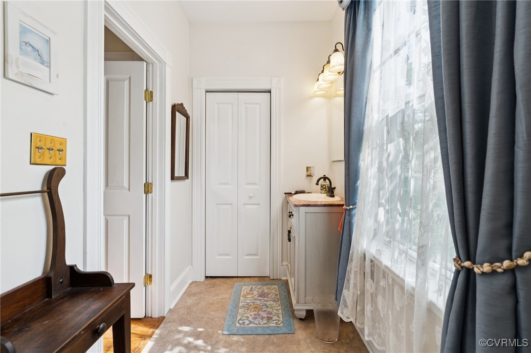 36 Carter Rd