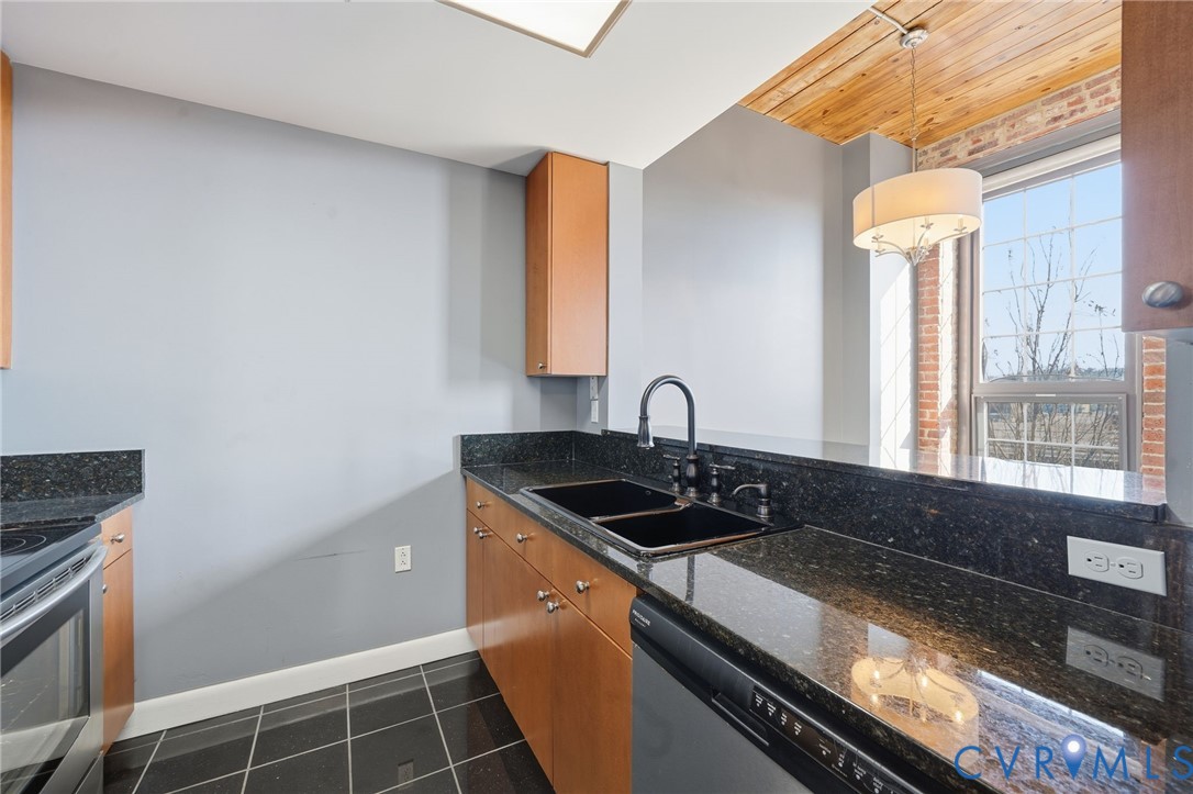 251 Rocketts Way Unit#307