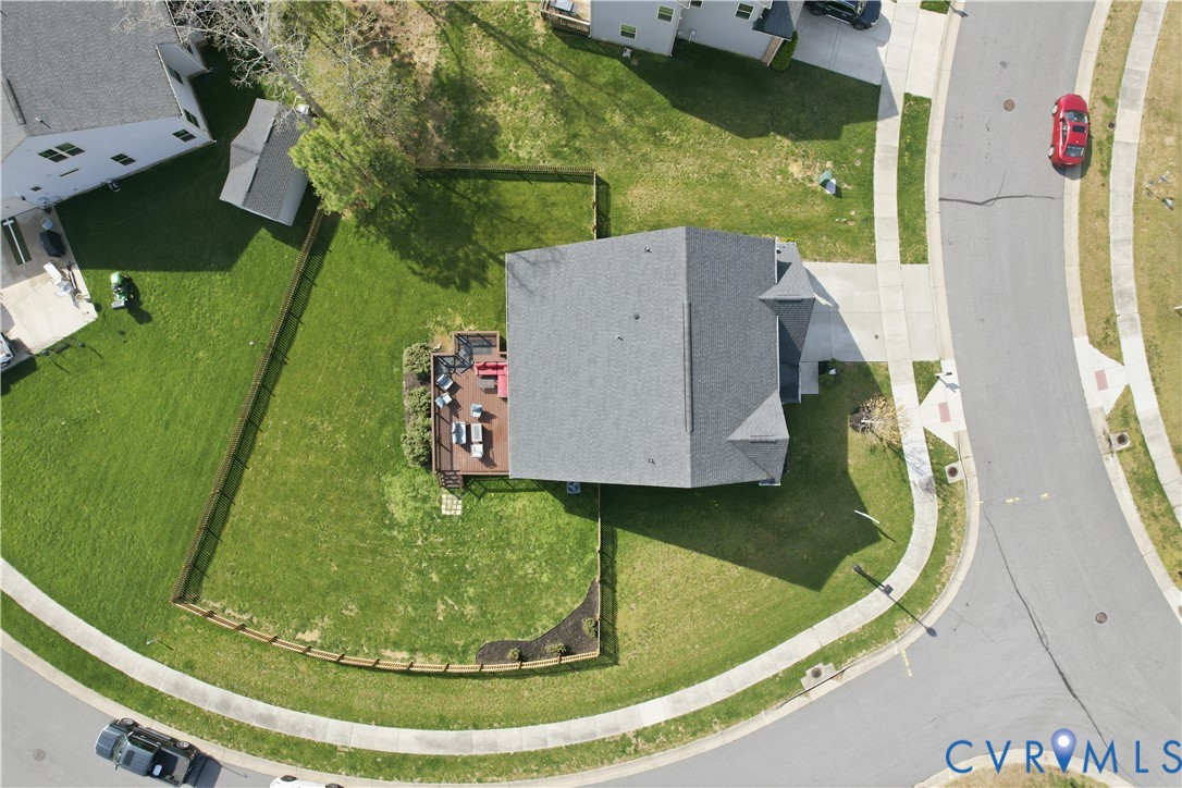 7879 Uplands Dr