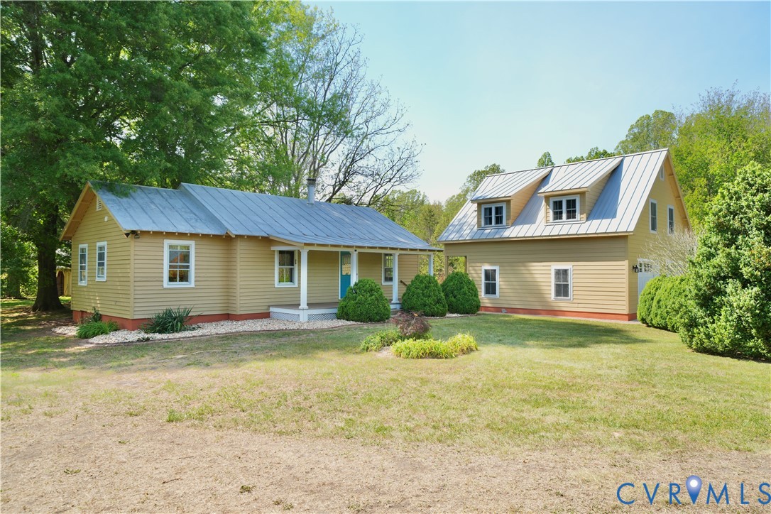 18107 Lucy Ln