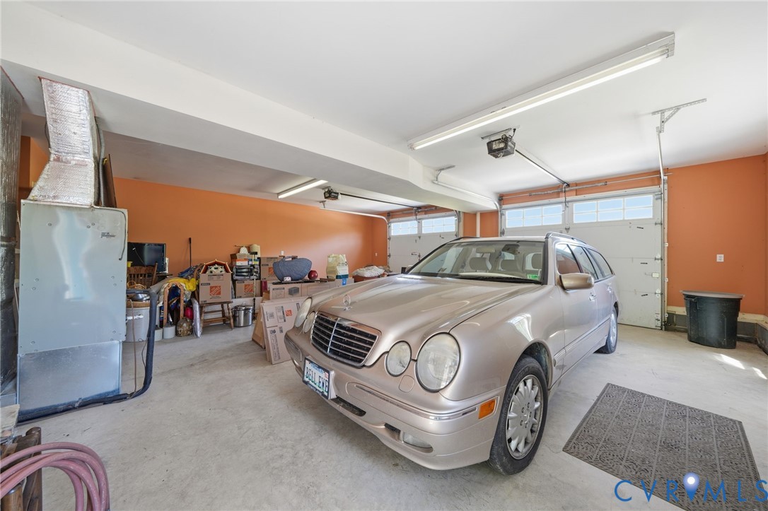 18107 Lucy Ln
