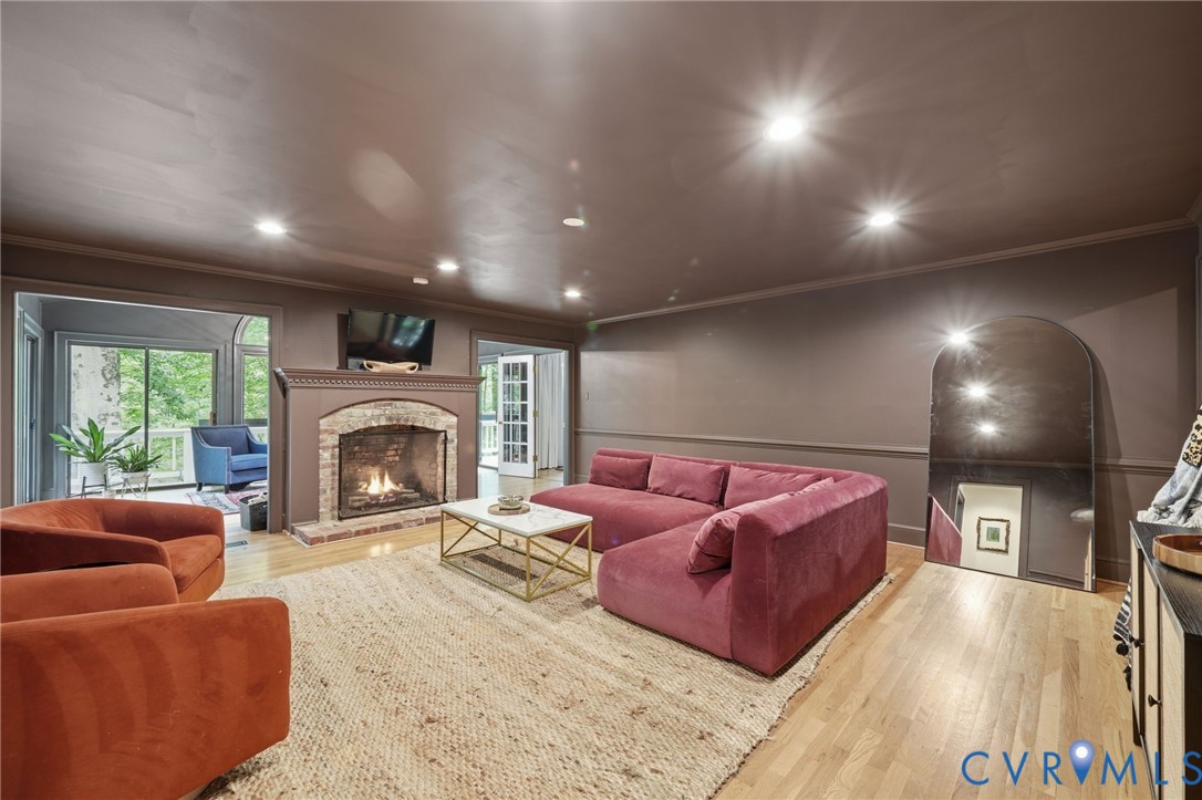 3216 Marlboro Ct