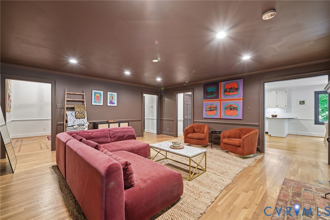 3216 Marlboro Ct