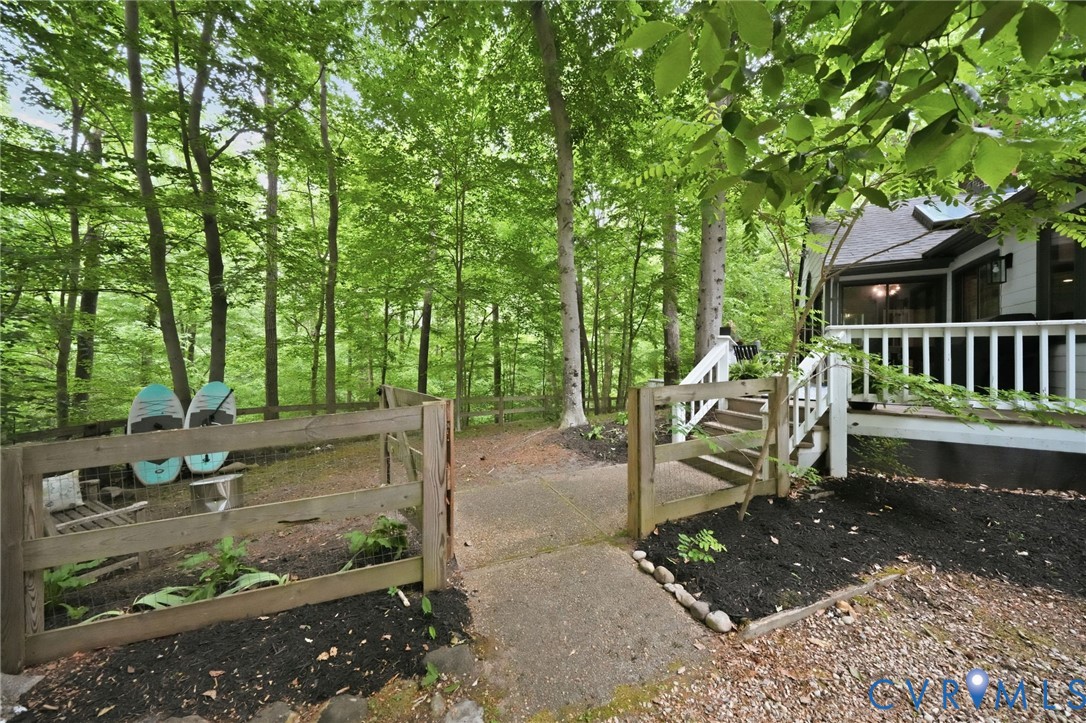 3216 Marlboro Ct