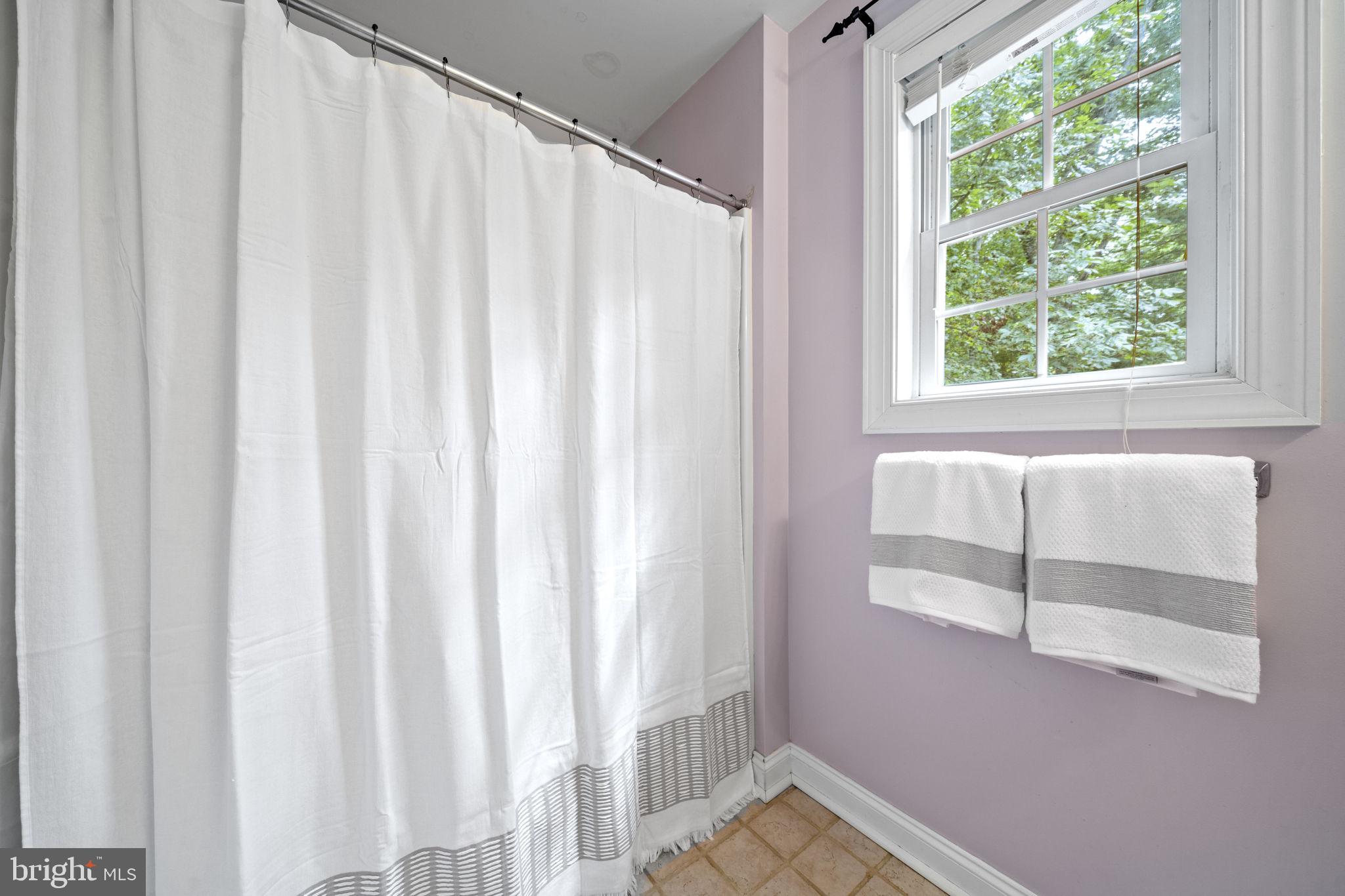 13089 Spring ROAD