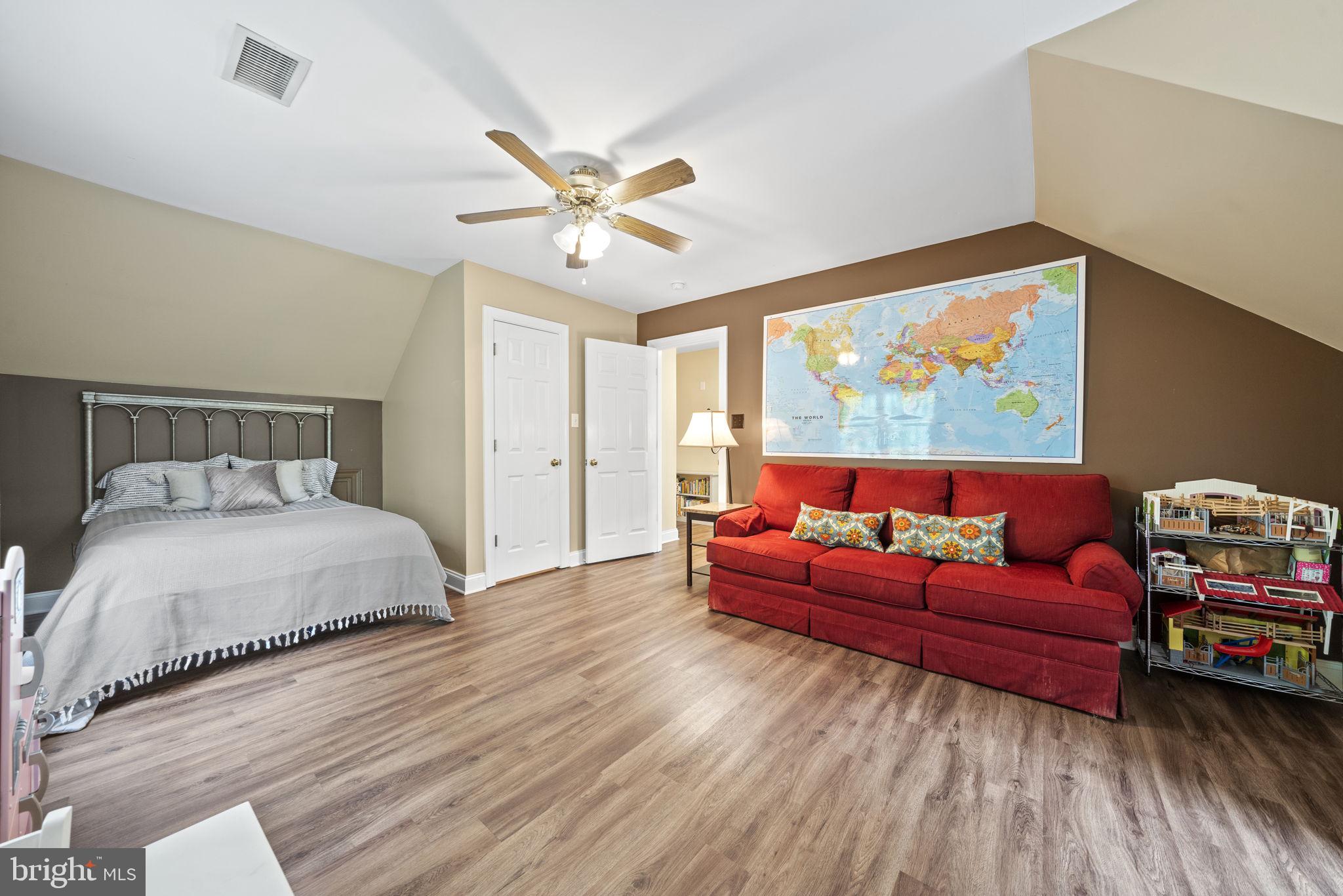 13089 Spring ROAD