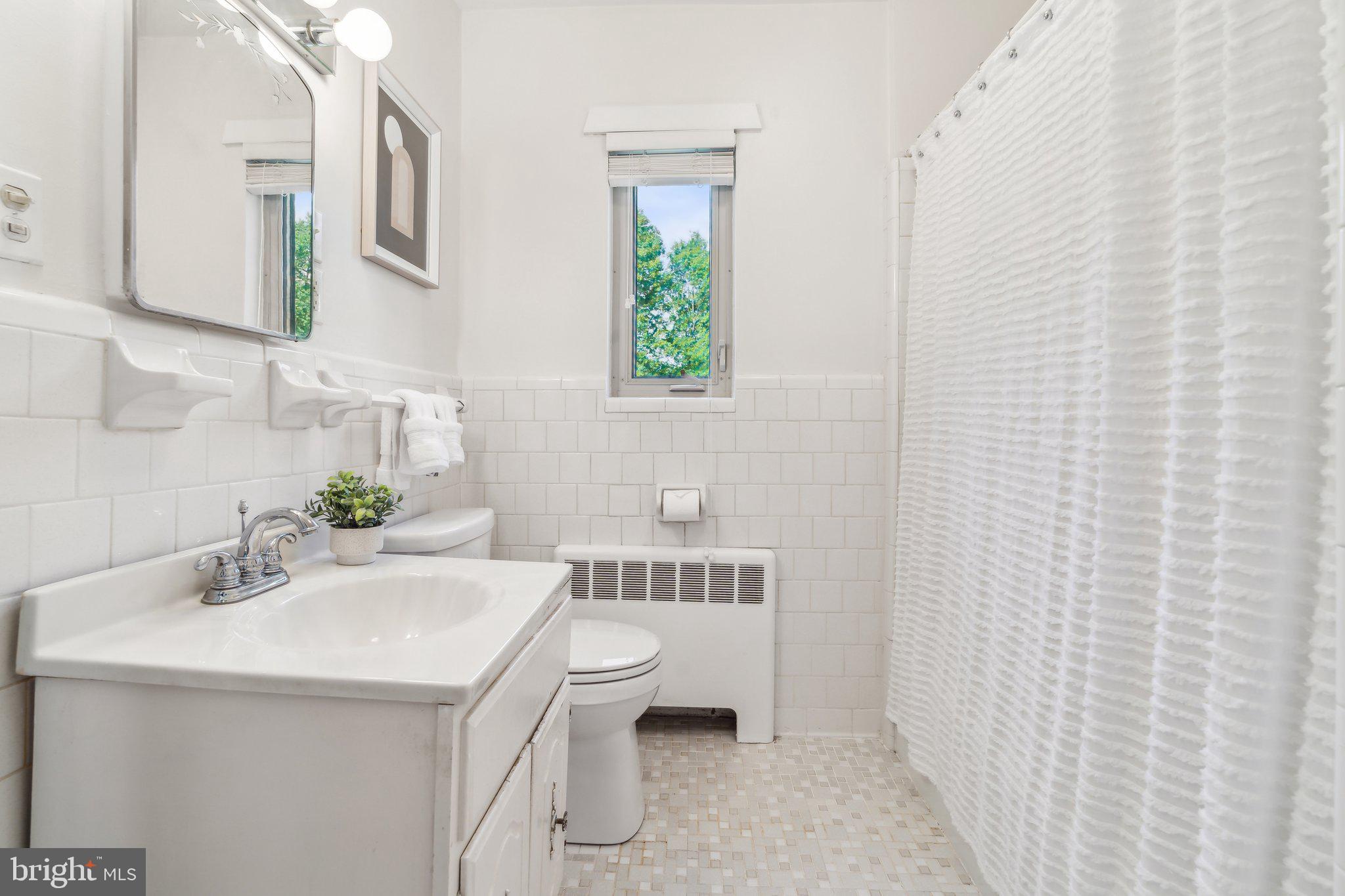 1308 Brookland Pkwy