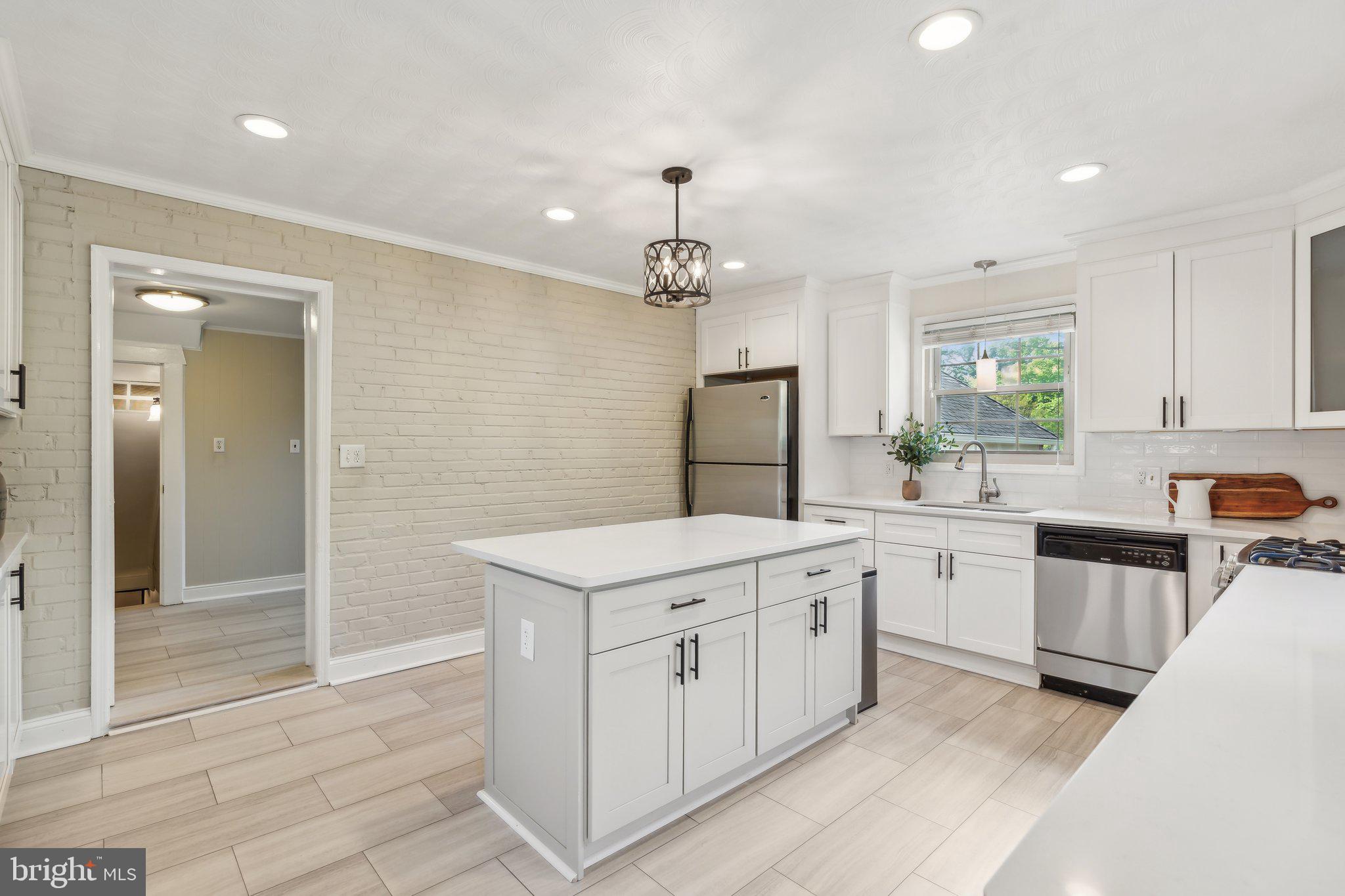 1308 Brookland Pkwy