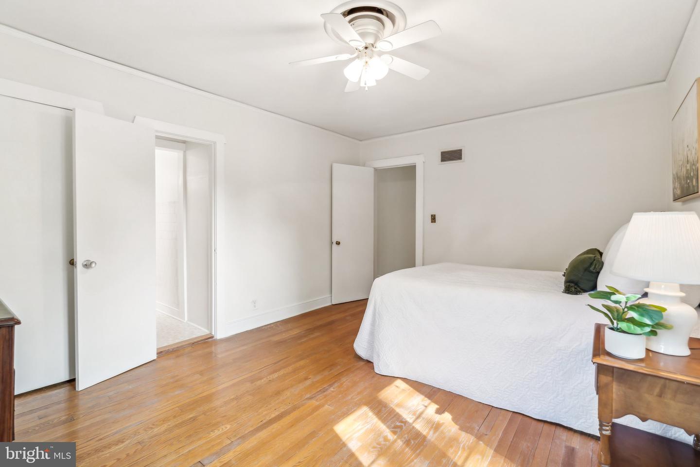 1308 Brookland Pkwy