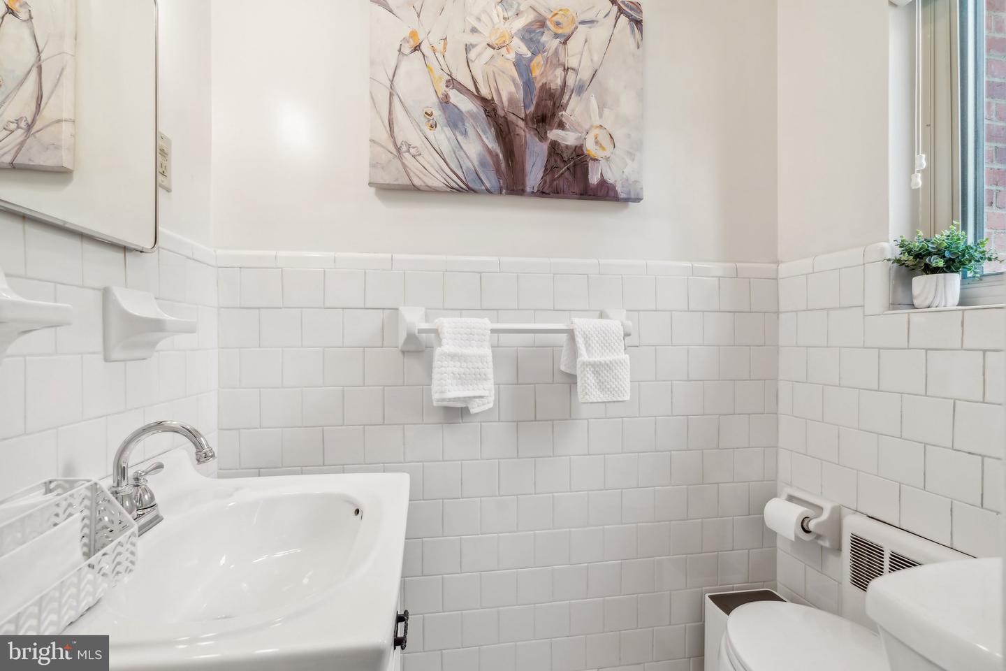 1308 Brookland Pkwy