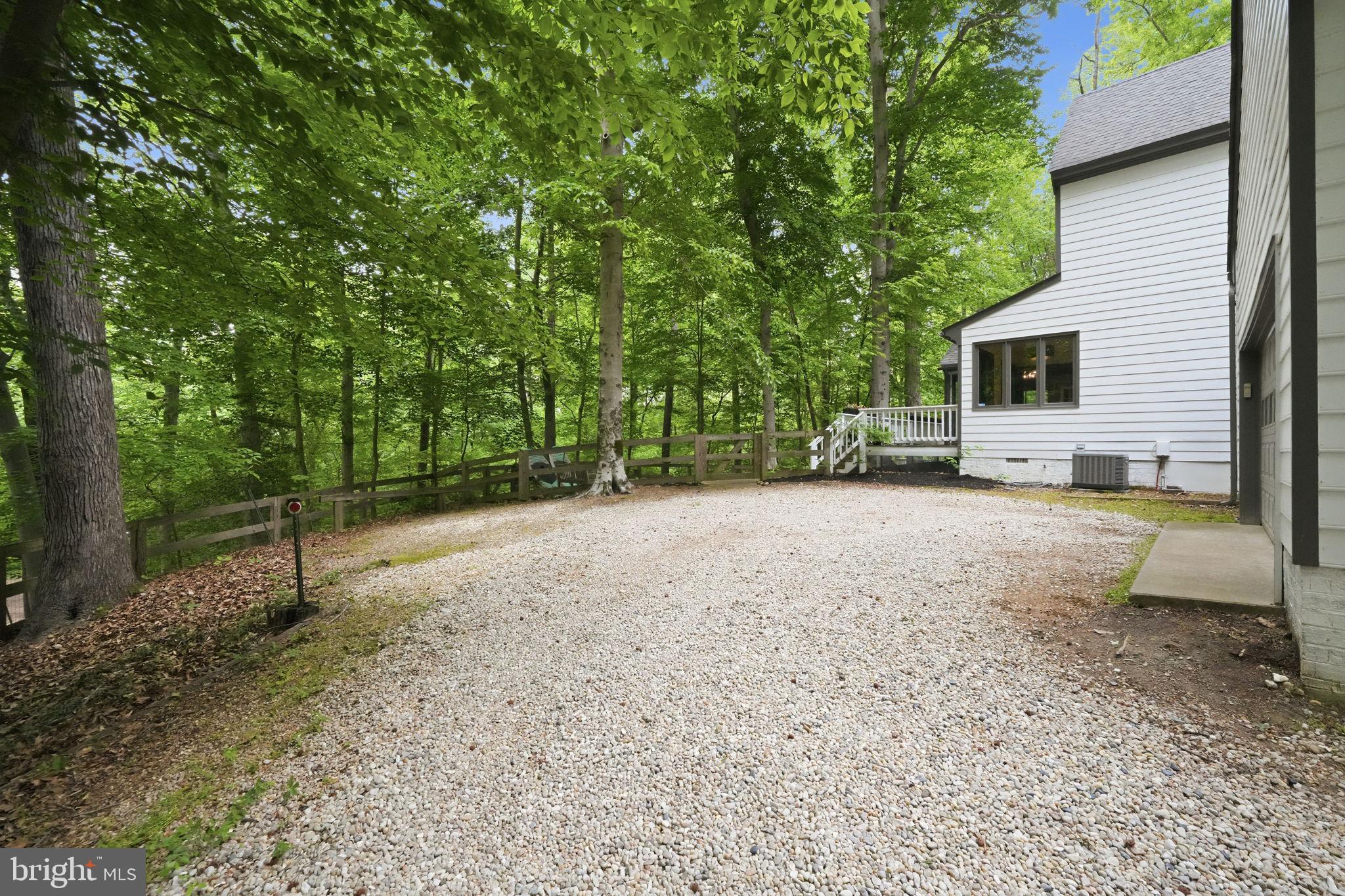 3216 MARLBORO COURT