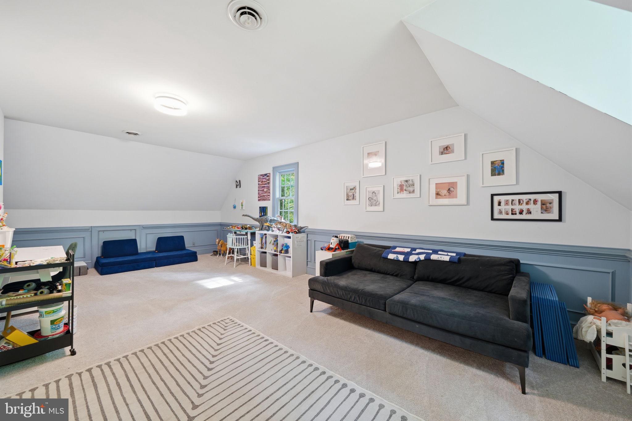 3216 MARLBORO COURT