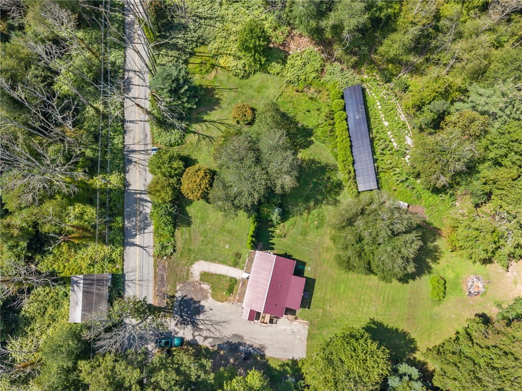 1653 Snake Hill Road