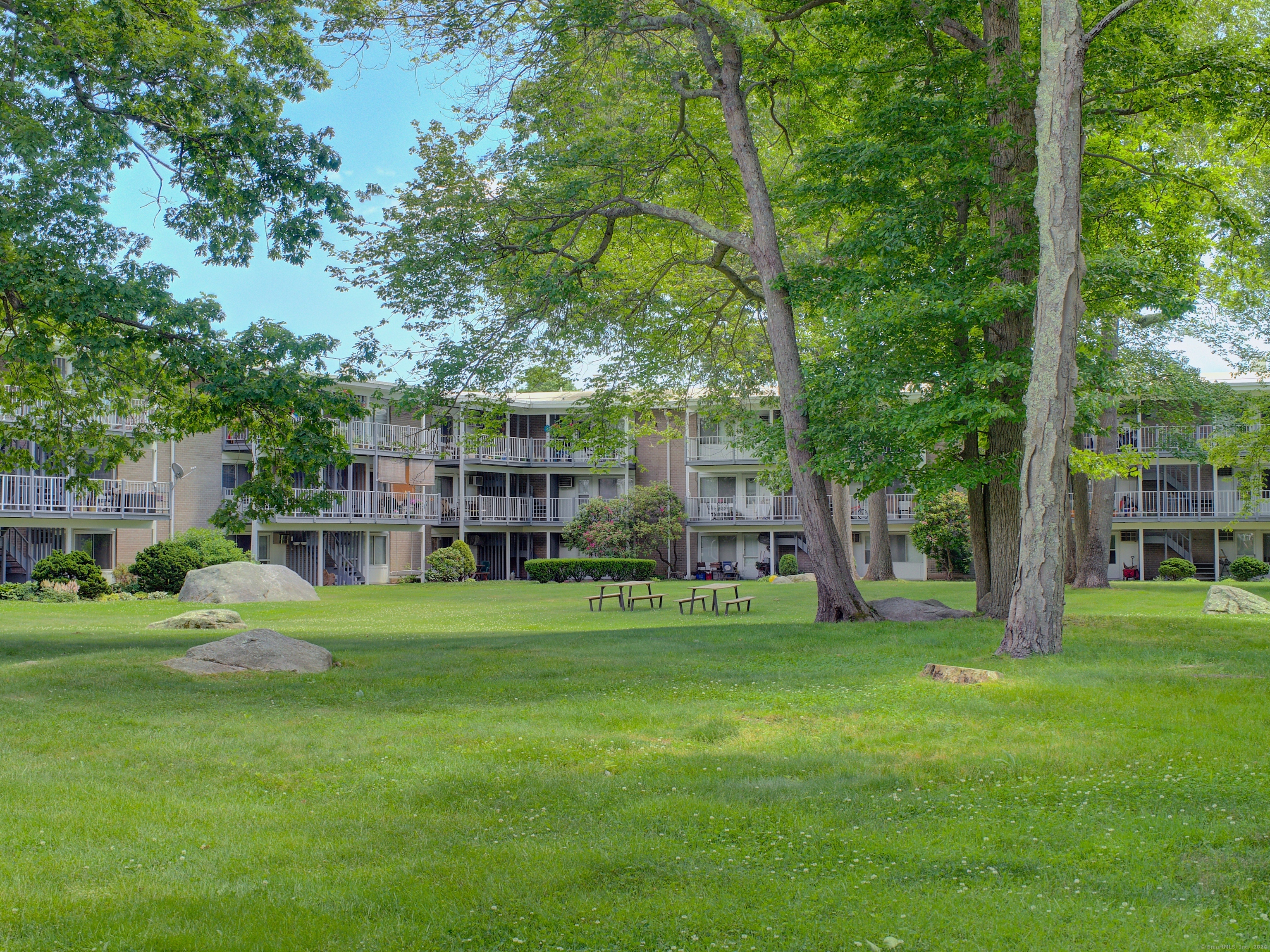 281 Gardner Avenue K2