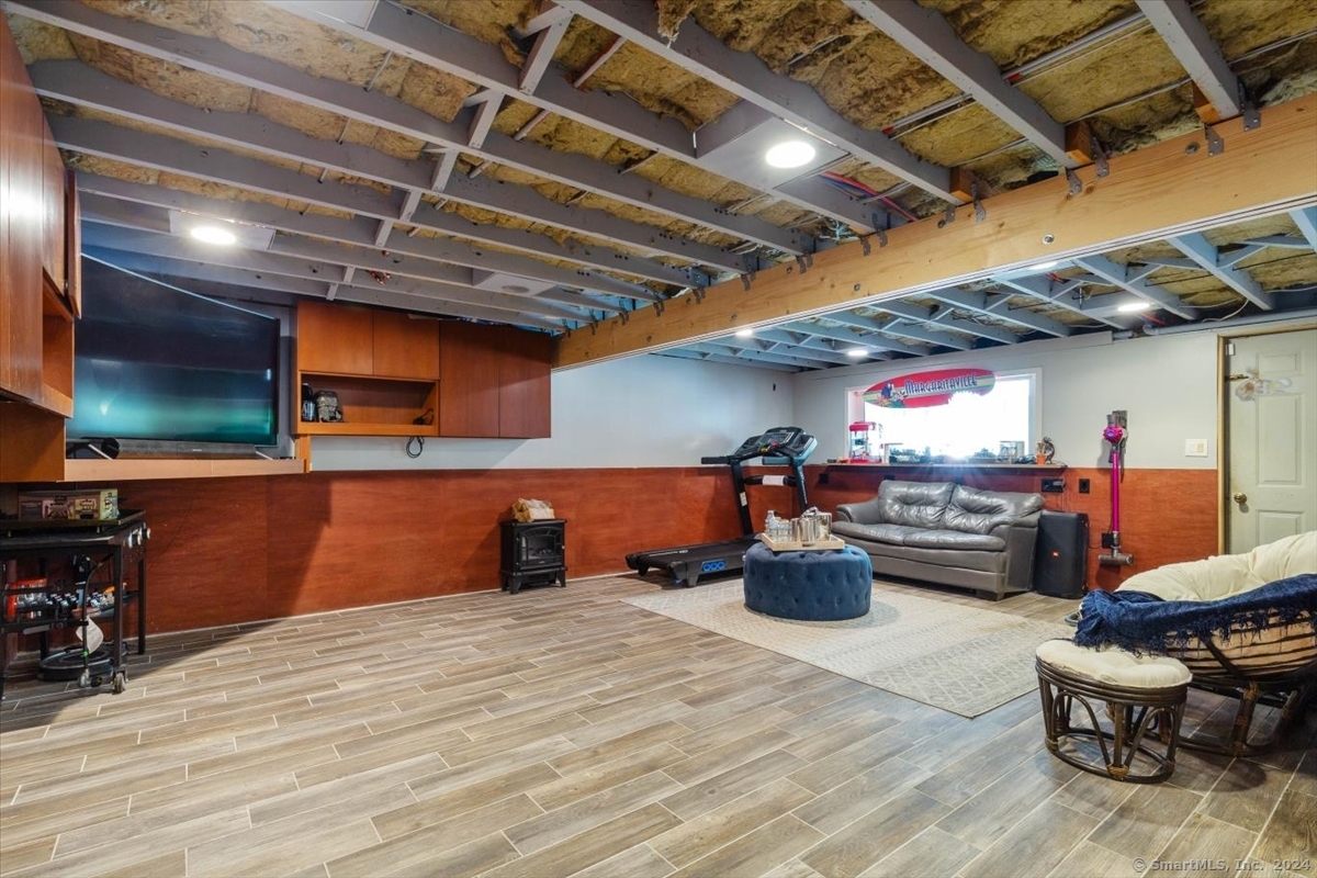 712 Country Club Road