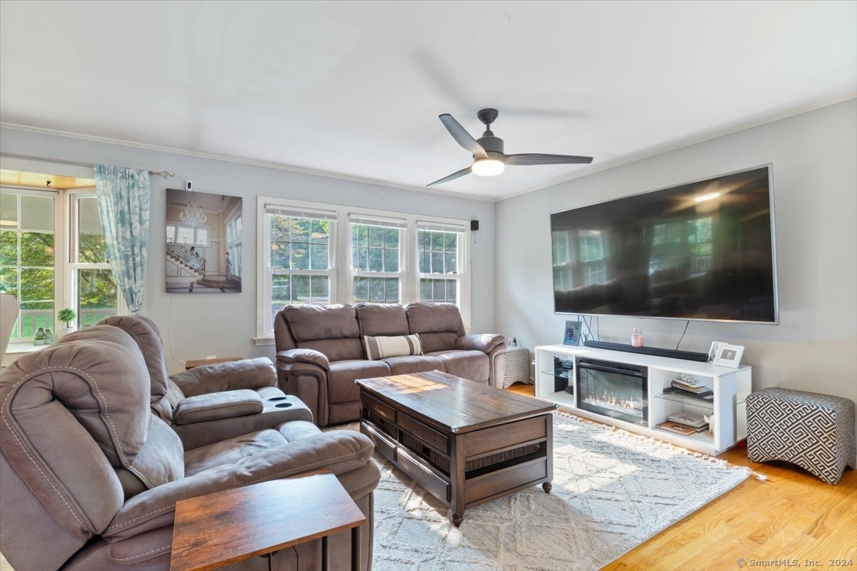 712 Country Club Road