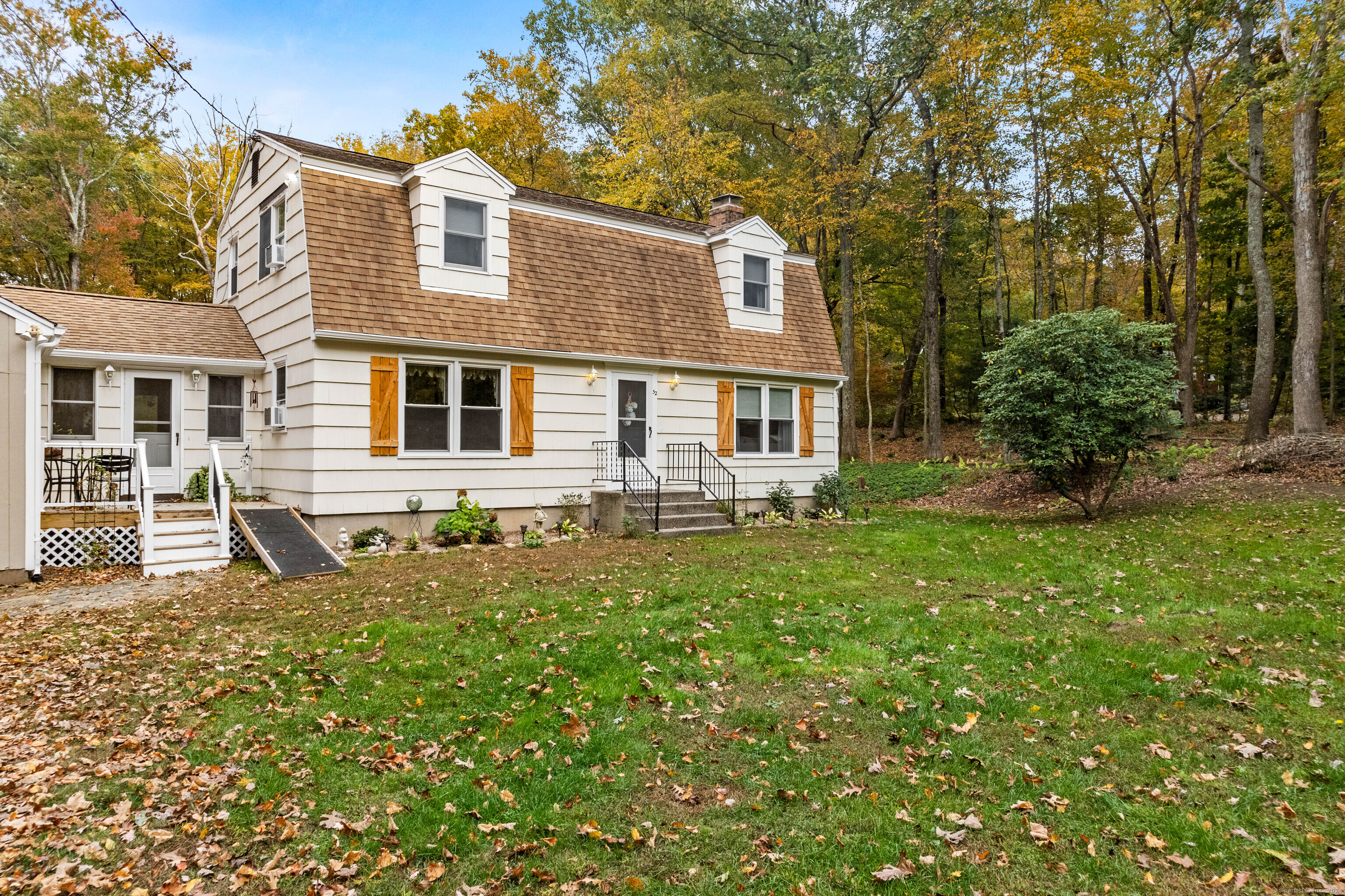 52 Oriole Road