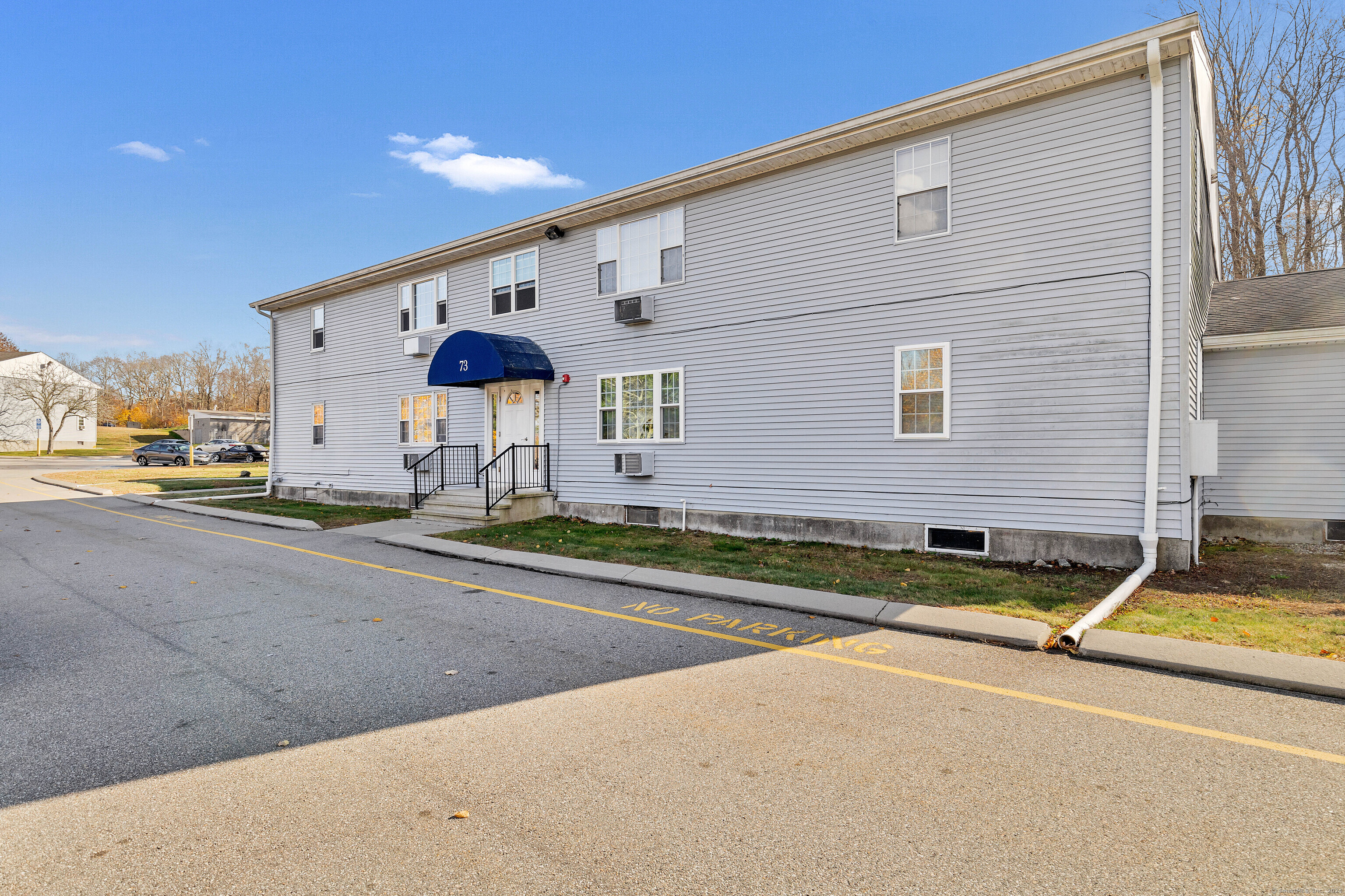 73 Horse Pond Road APT F