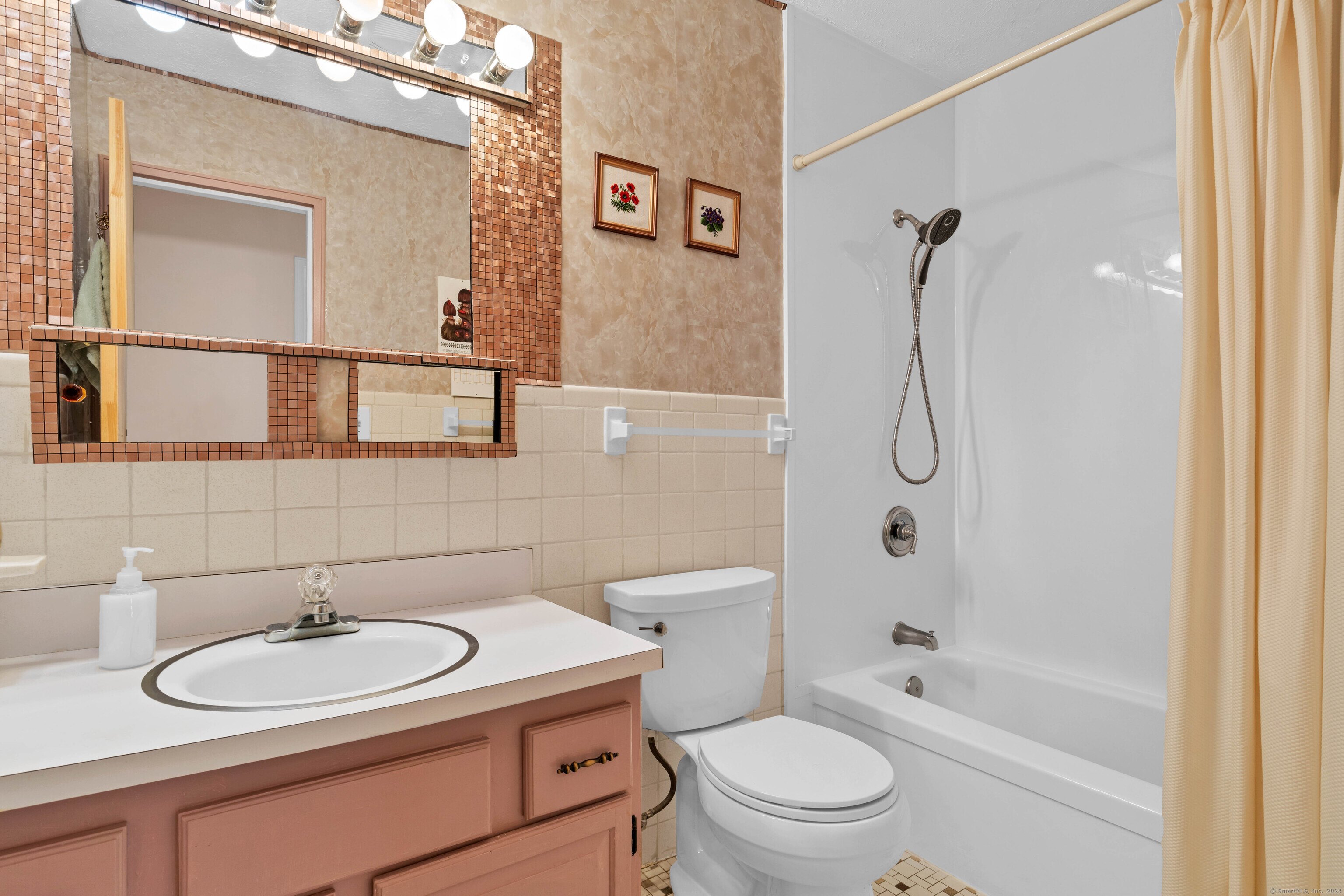 73 Horse Pond Road APT F