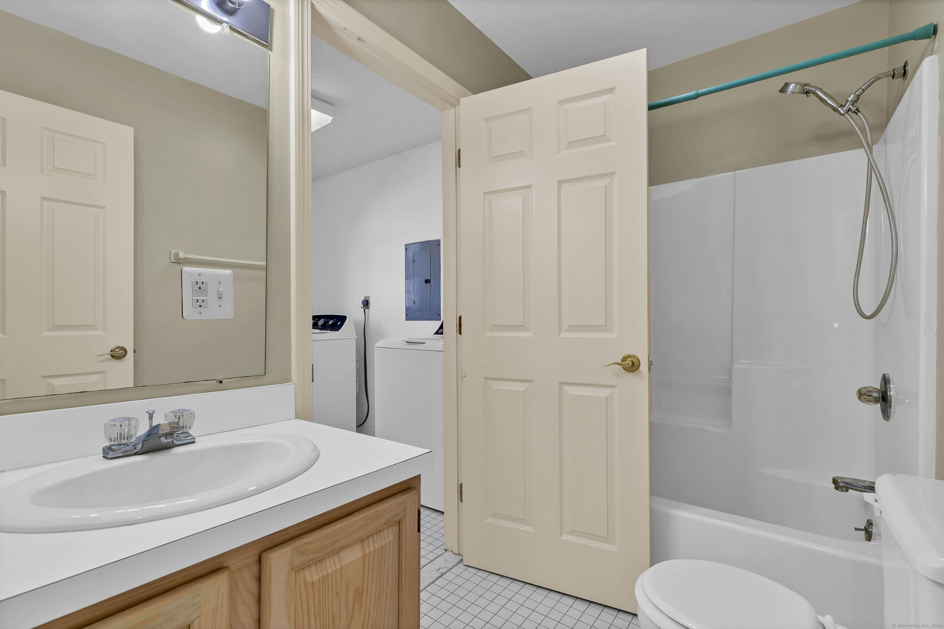 368 Meridian Street Extension APT 38