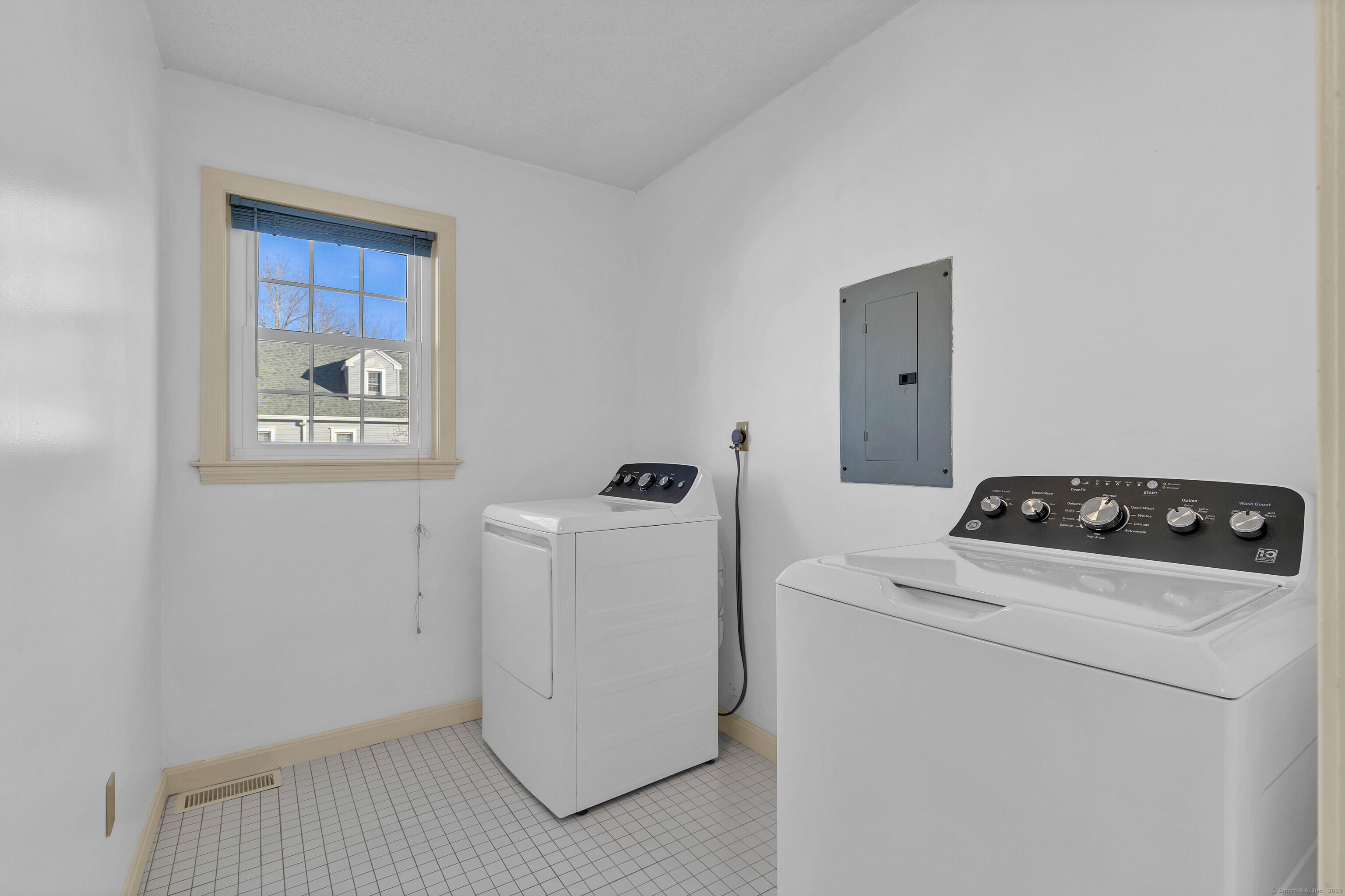 368 Meridian Street Extension APT 38