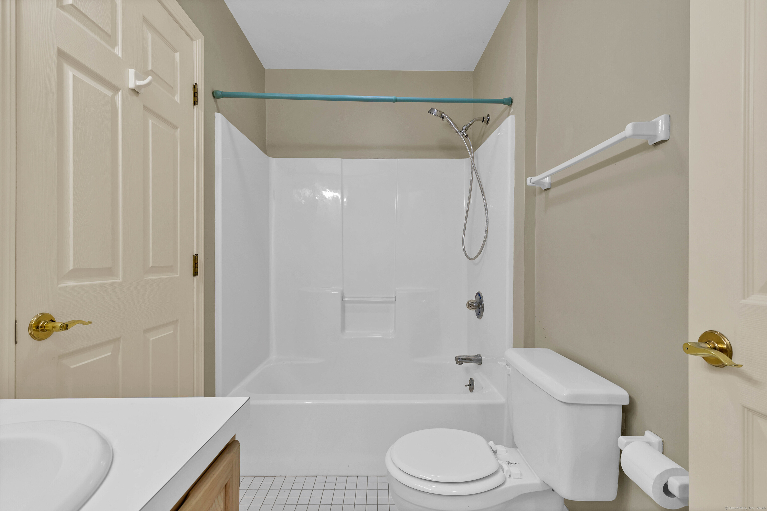 368 Meridian Street Extension APT 38
