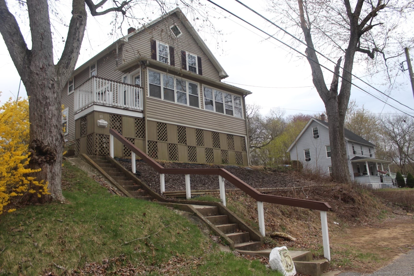 15 Germania Avenue
