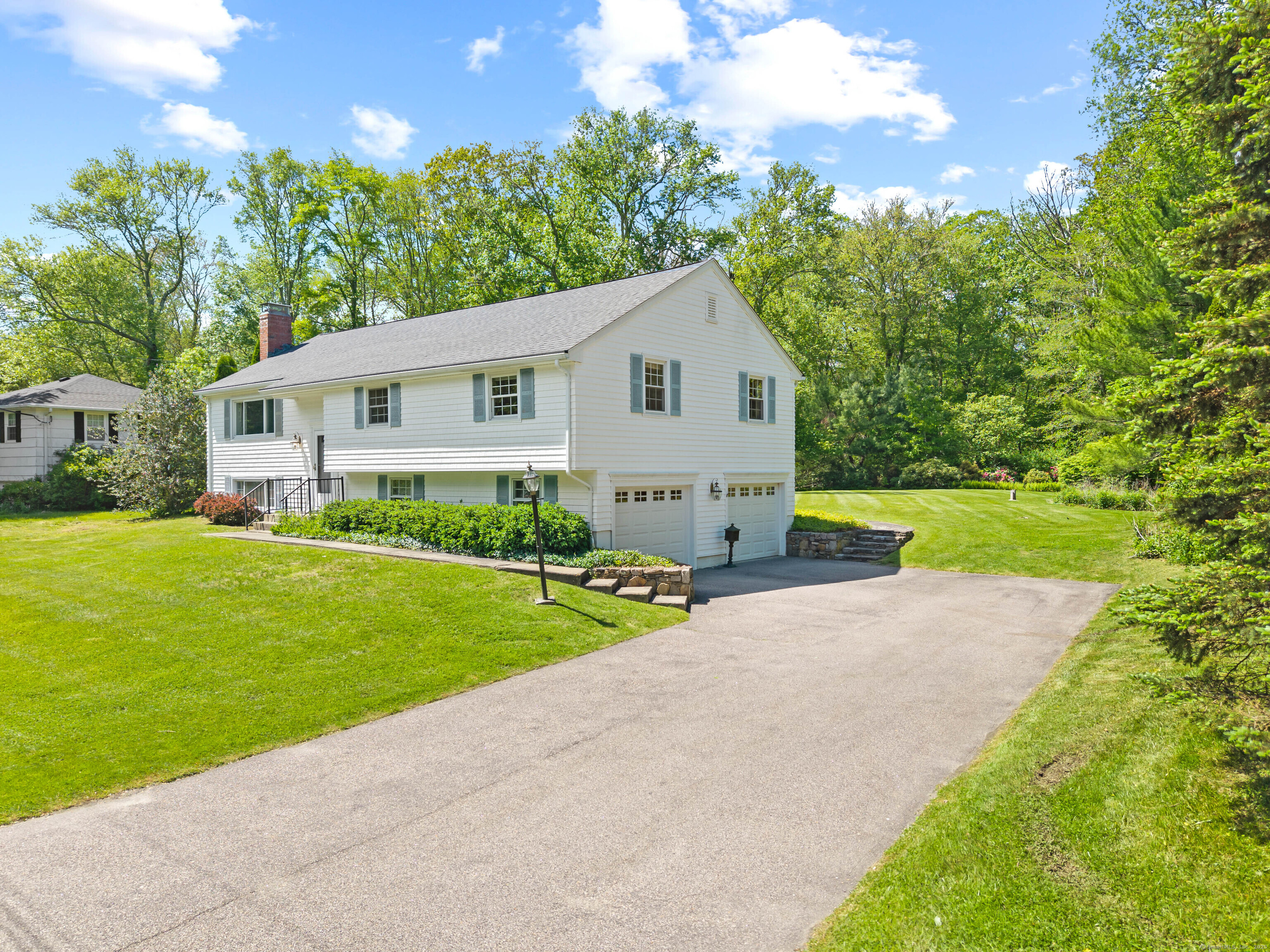 5 Old Colony Road