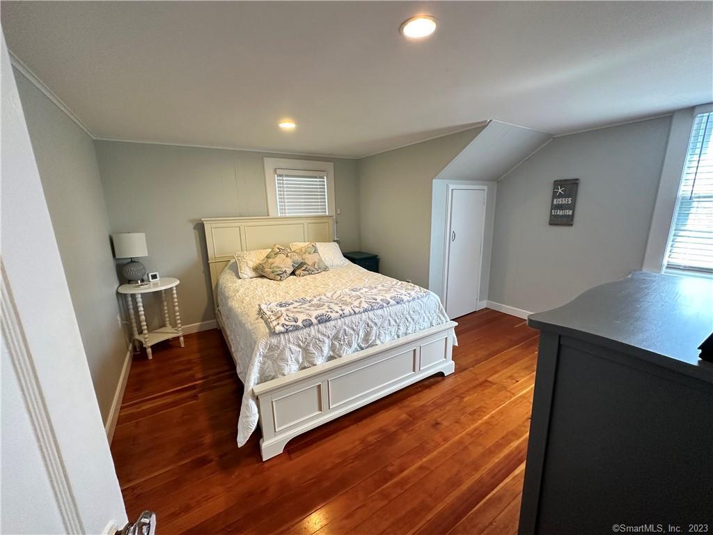 70 Noyes Avenue
