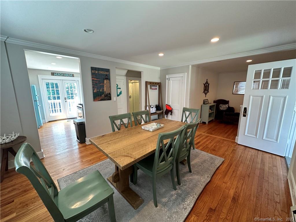 70 Noyes Avenue