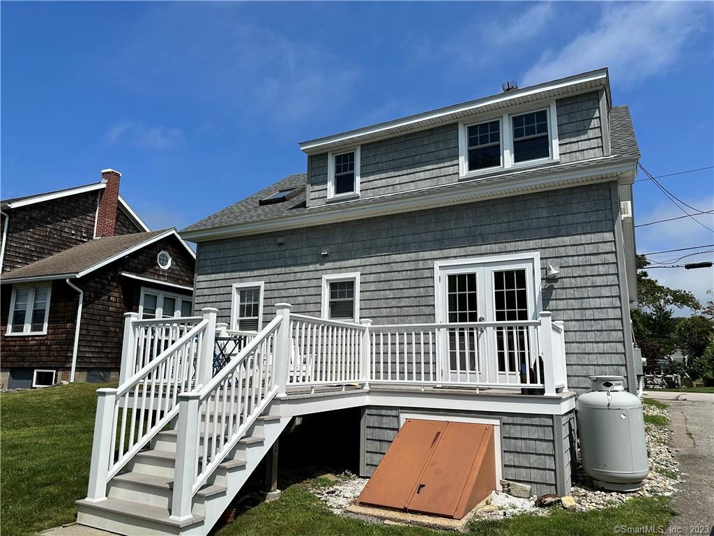 70 Noyes Avenue