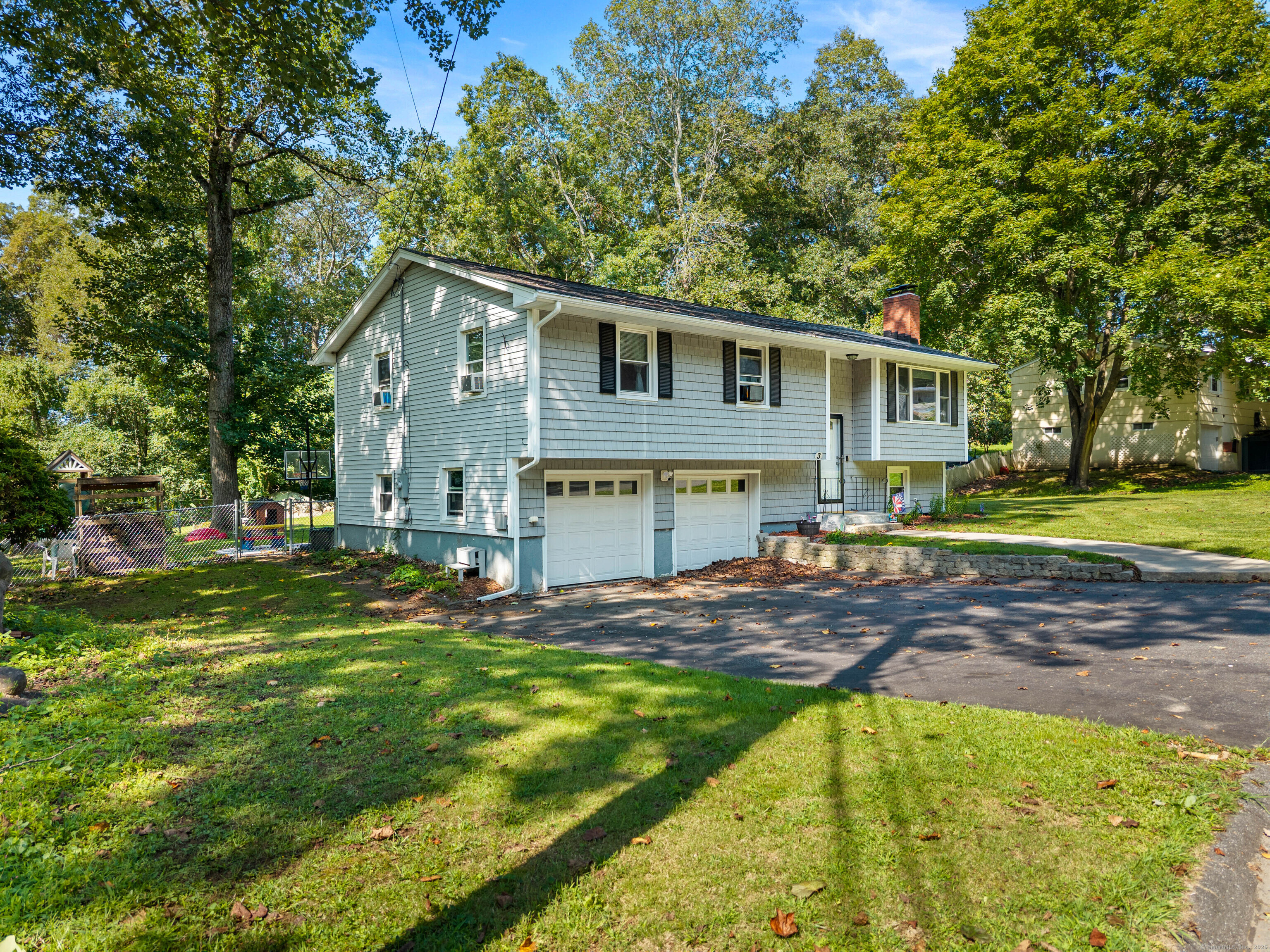 3 Parkwood Drive