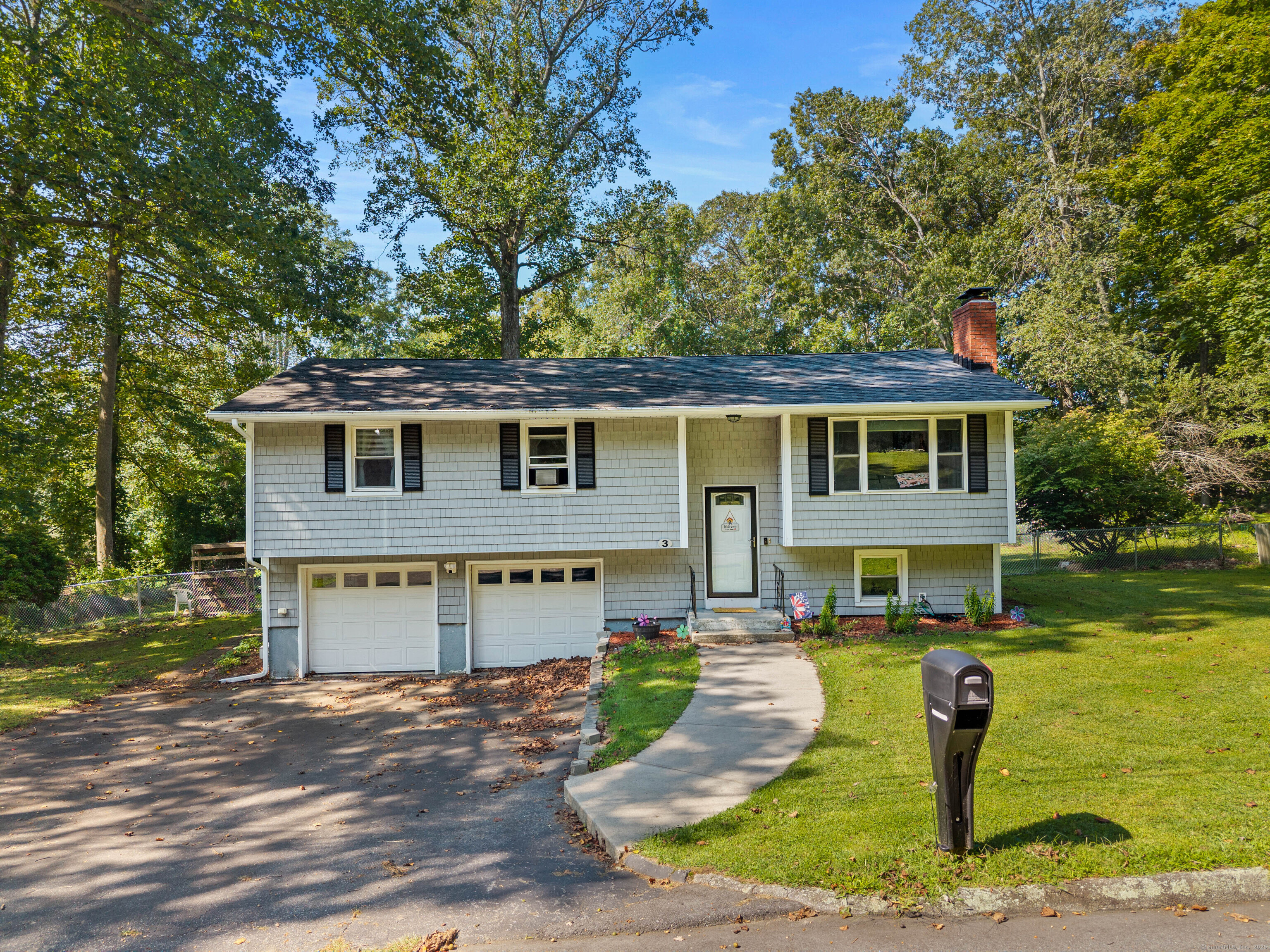 3 Parkwood Drive