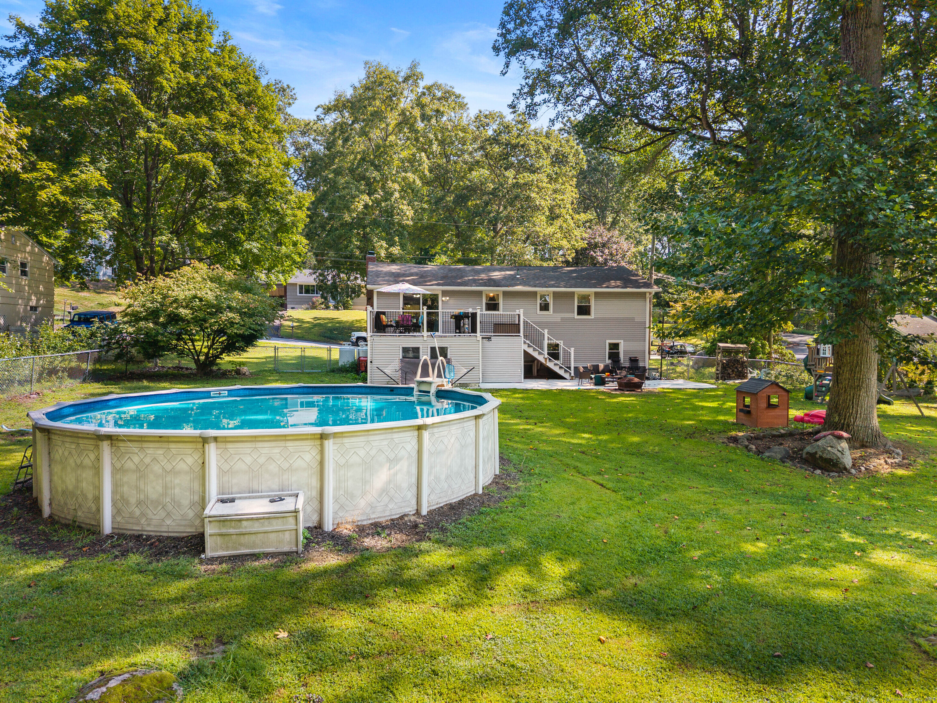 3 Parkwood Drive