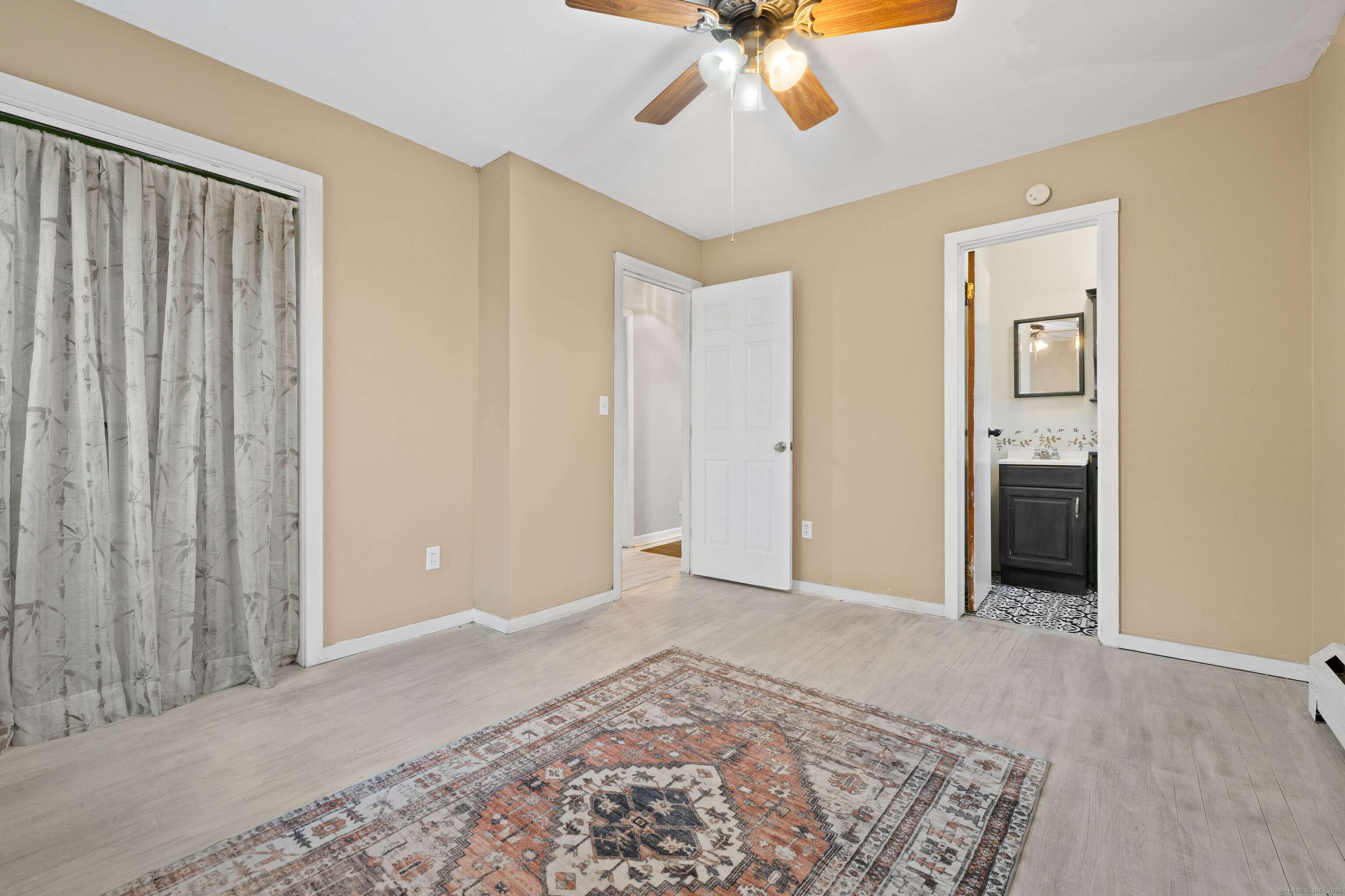 15 Egypt Lane