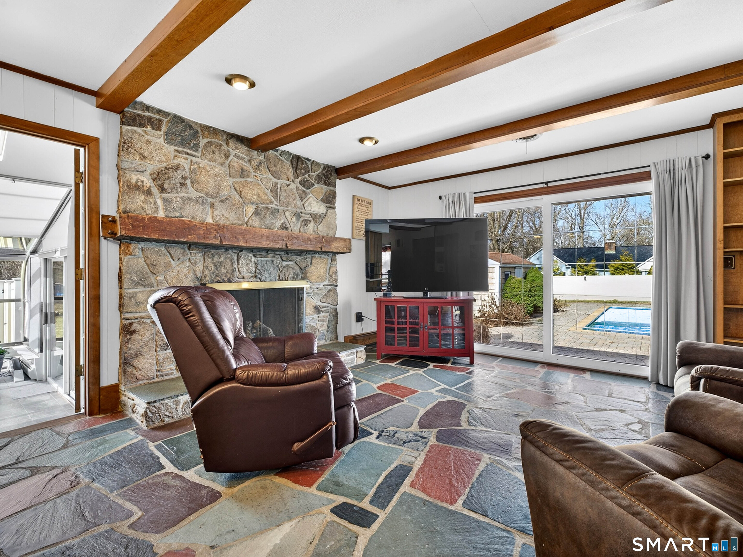1 Tanglewood Drive