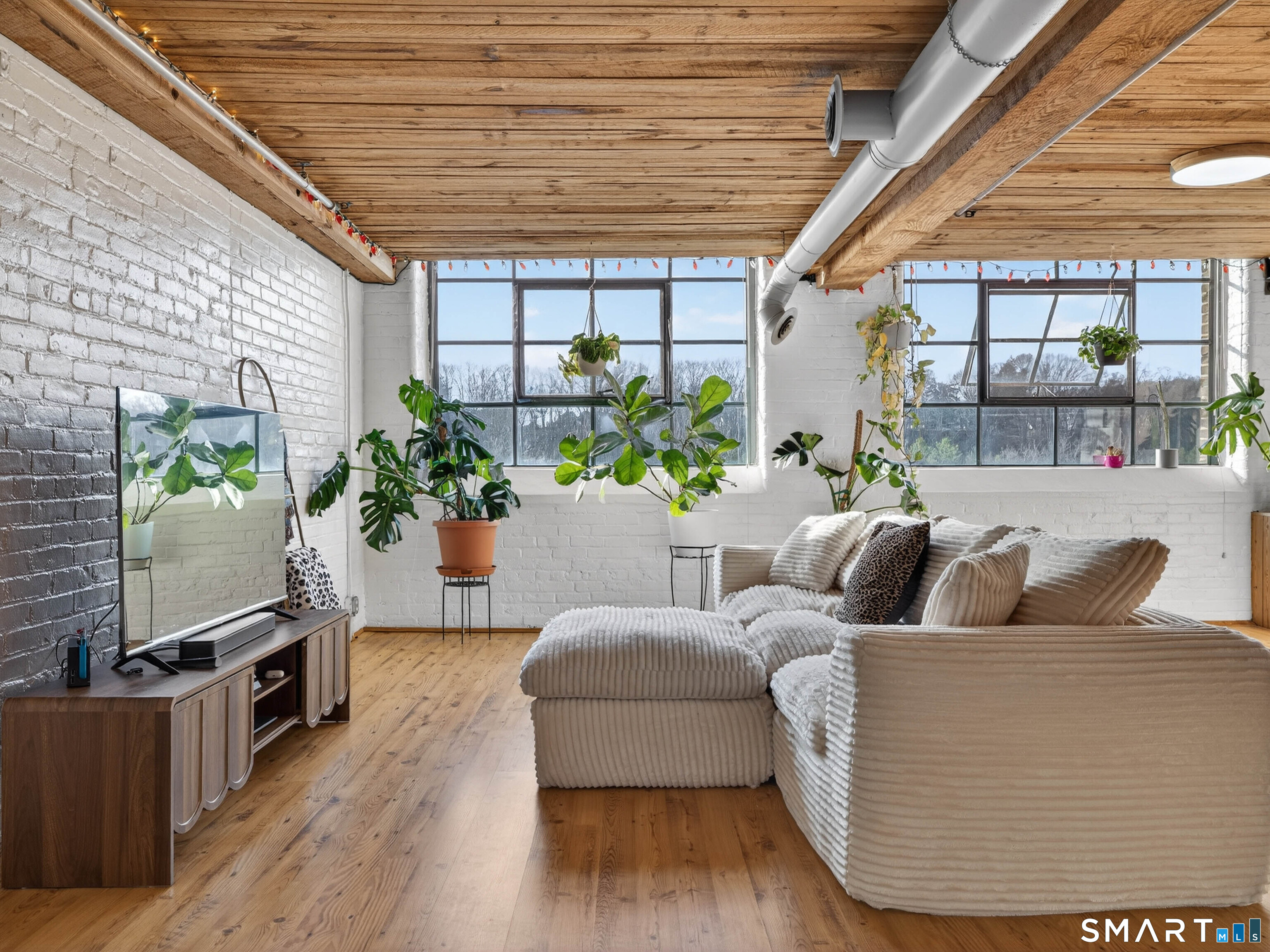 68 Thermos Avenue 215B