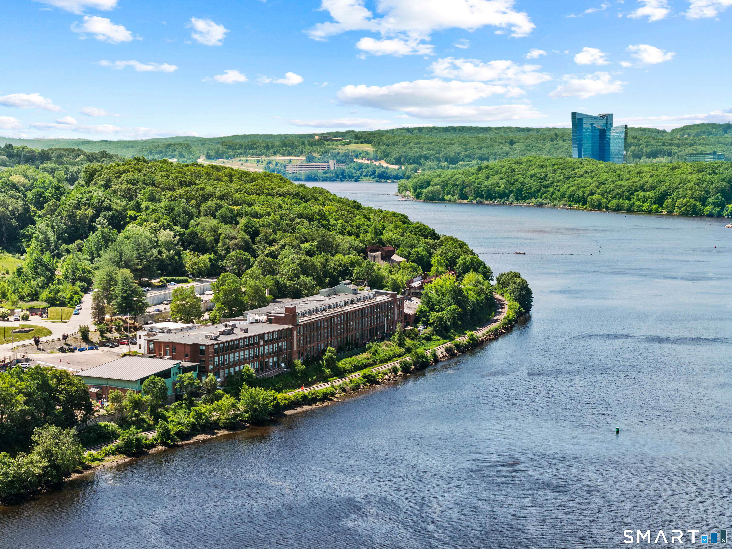 68 Thermos Avenue 215B