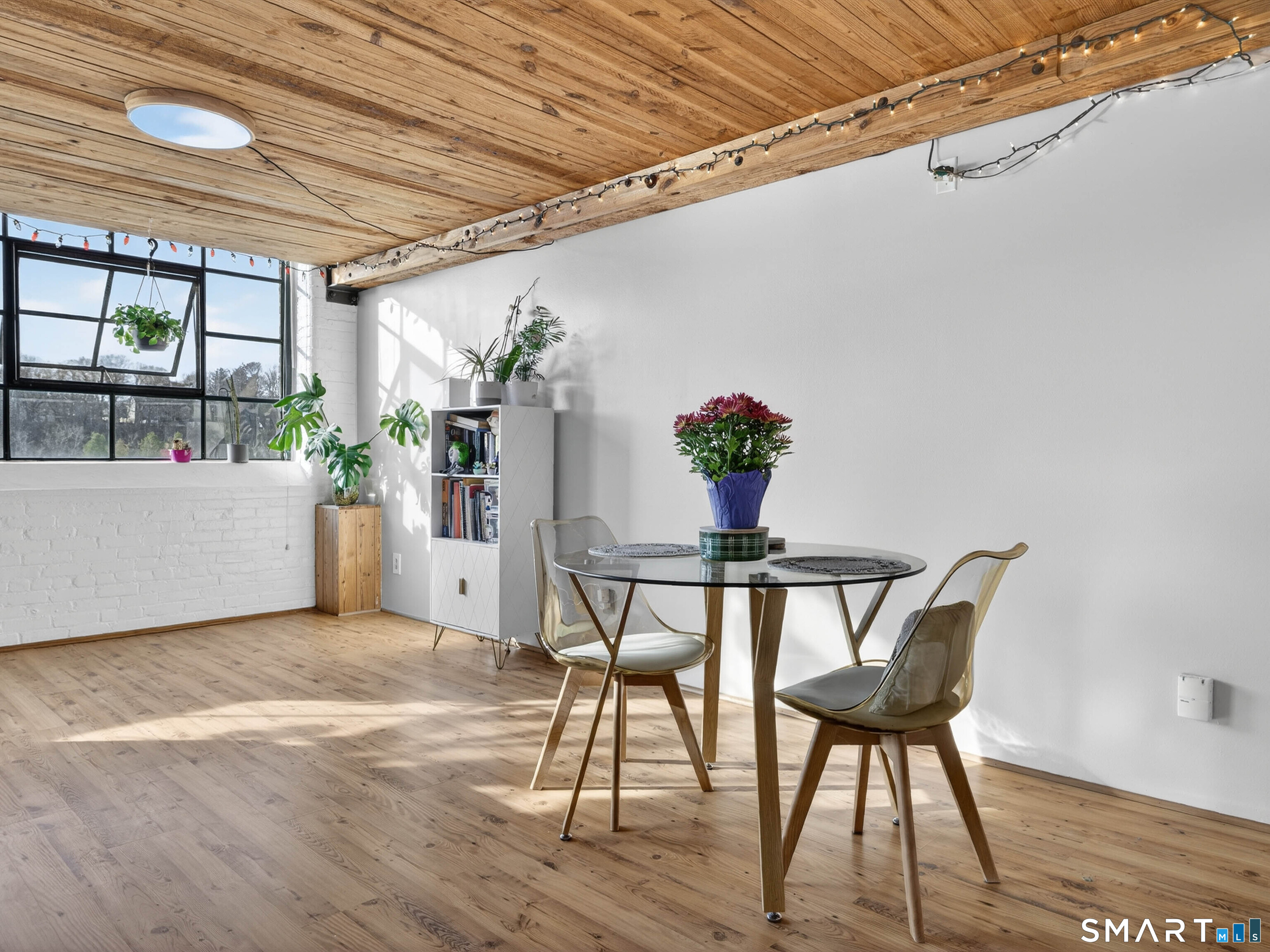 68 Thermos Avenue 215B