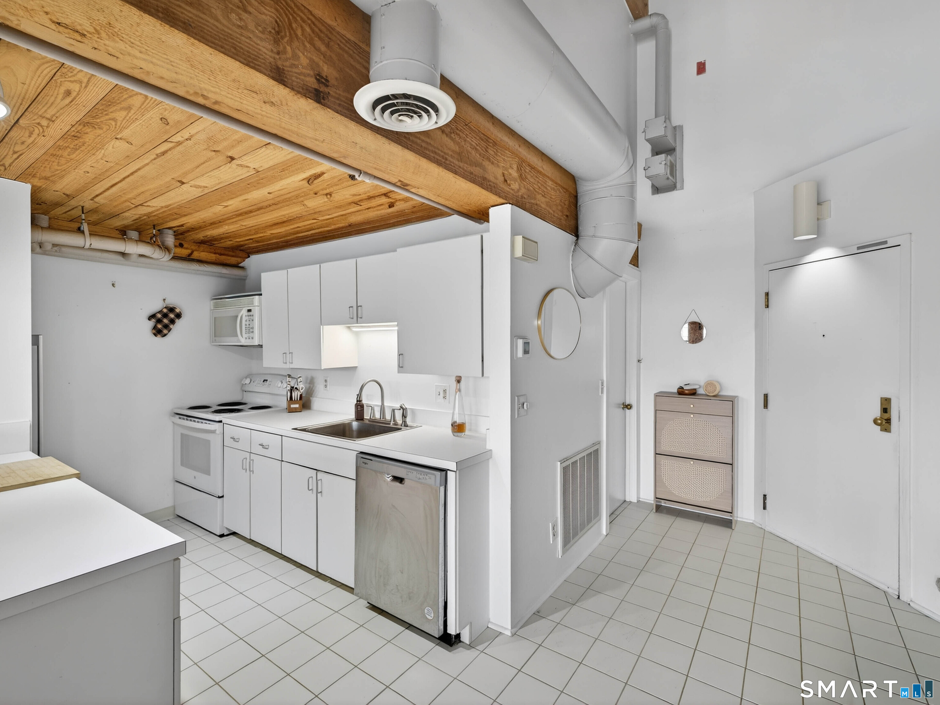 68 Thermos Avenue 215B