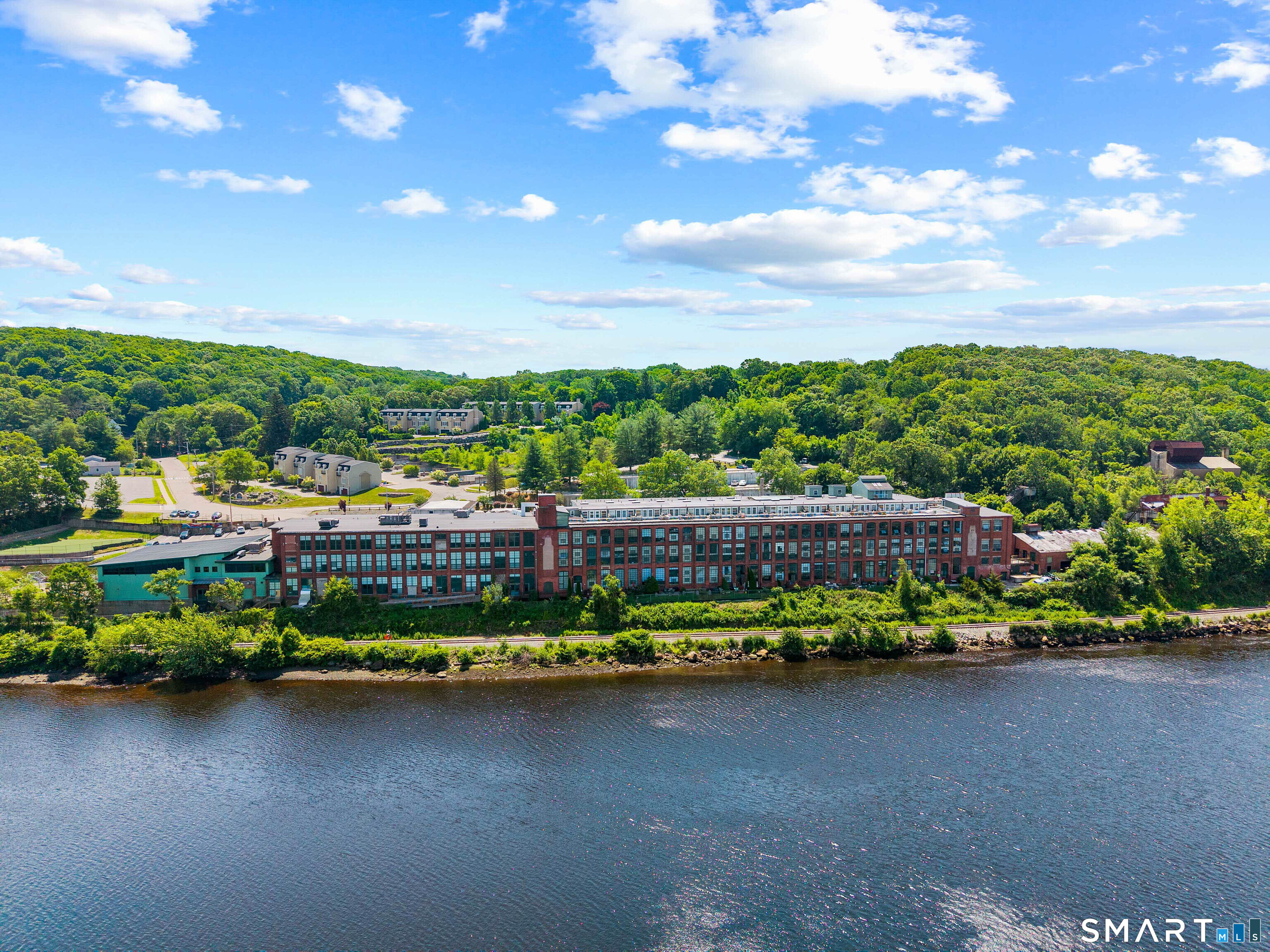 68 Thermos Avenue 215B