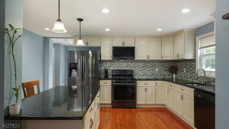 341 Terrill Rd
