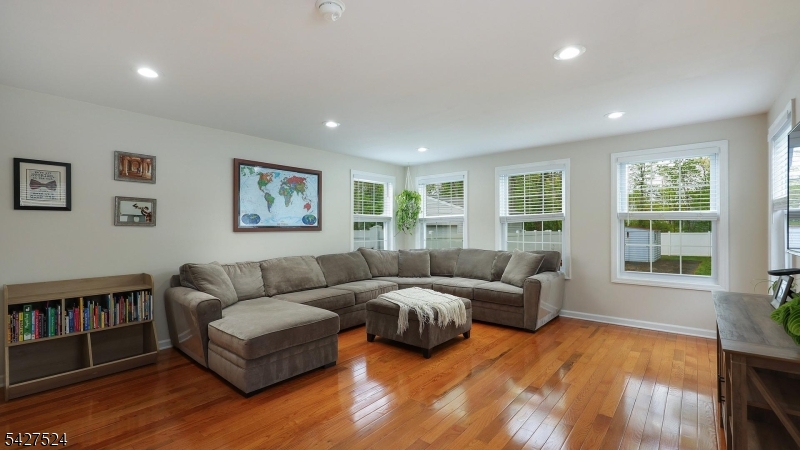 341 Terrill Rd