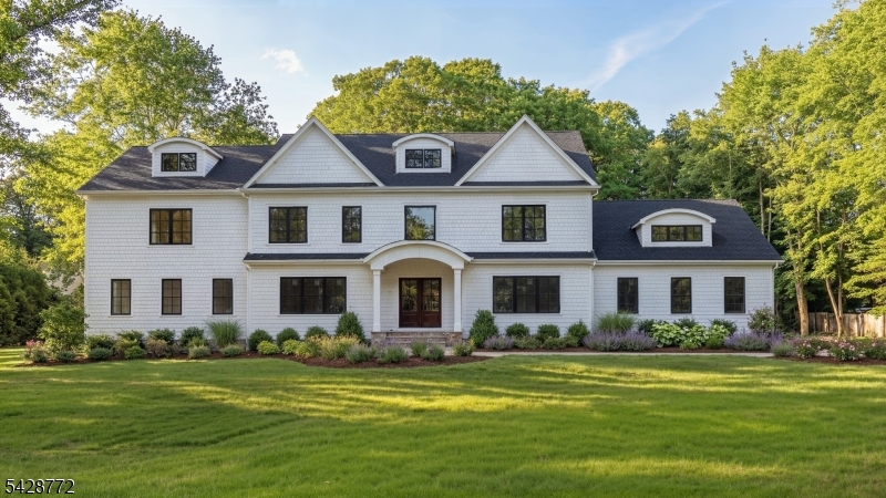 11 Allenby Ln