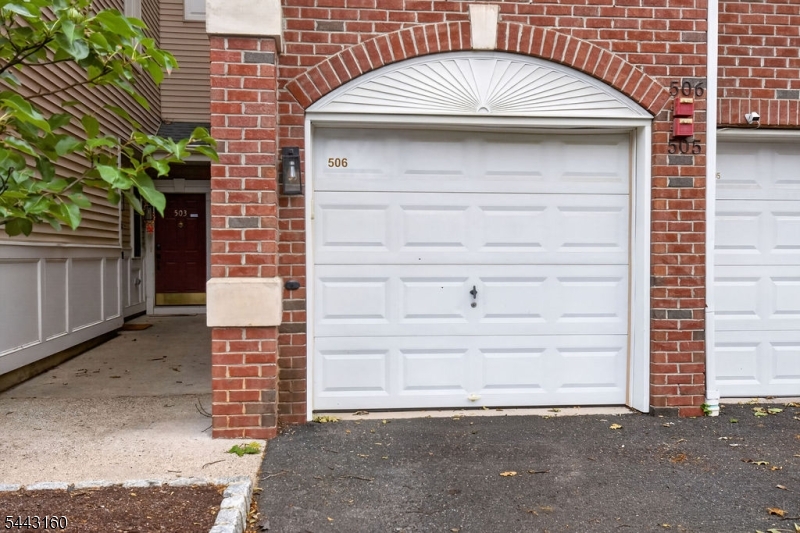 506 Donato Cir