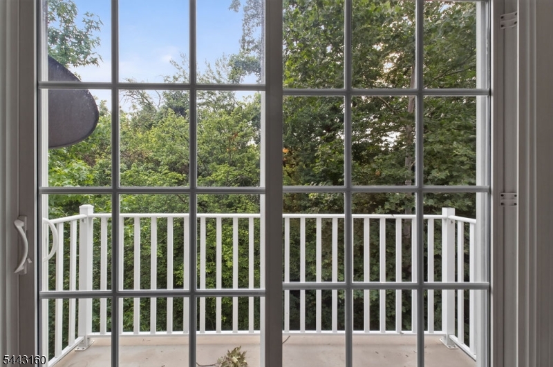 506 Donato Cir