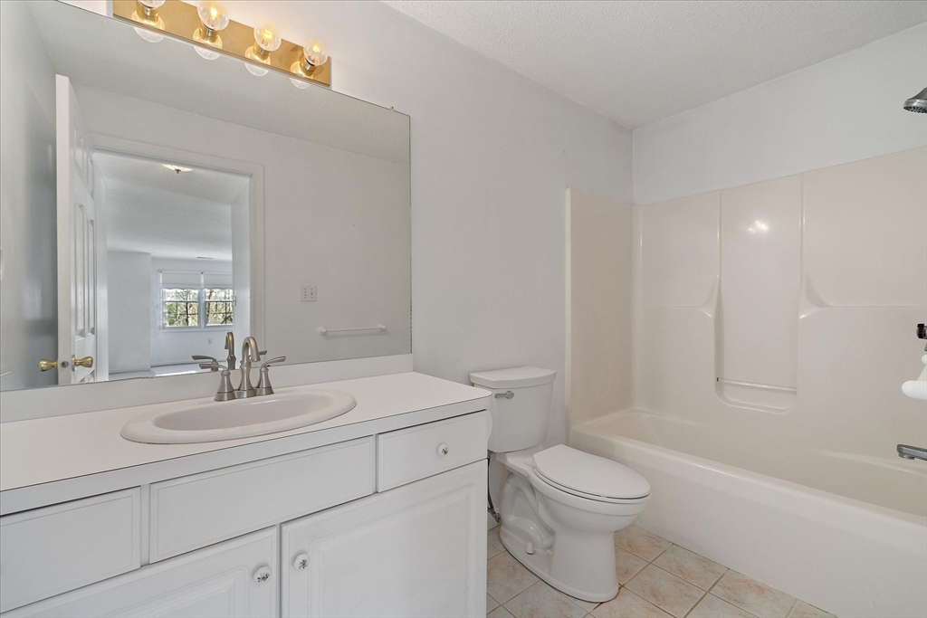 36 Betsy Ross Cir # 36