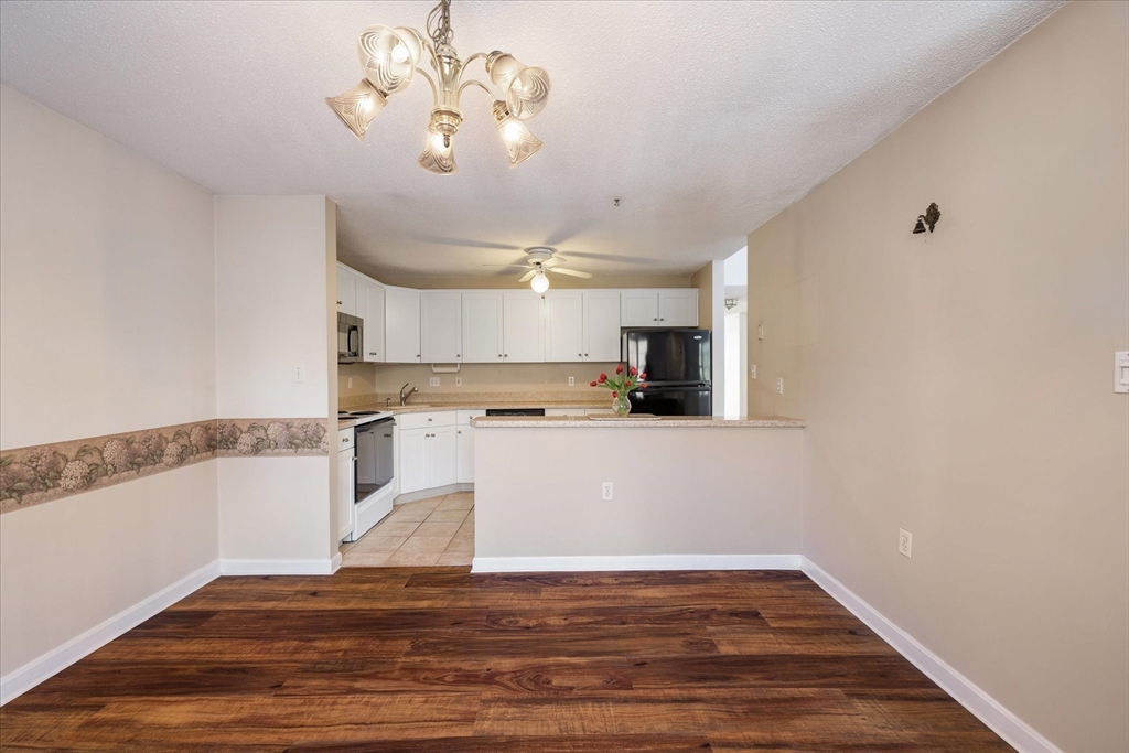 36 Betsy Ross Cir # 36